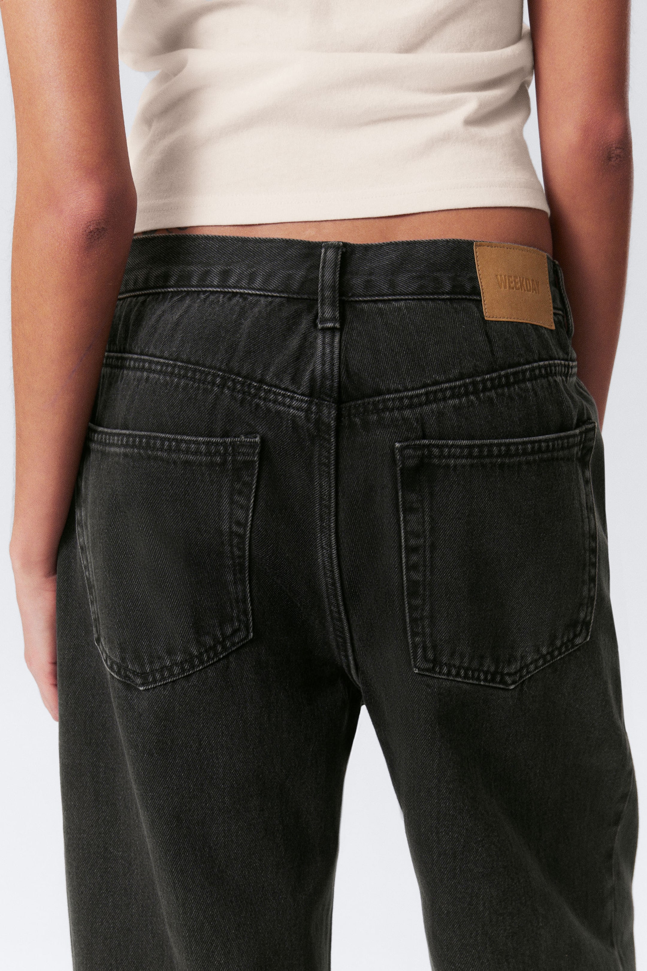 Tuned Black - Schwarz - Galaxy Loose Straight Leg Jeans - 7