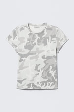 Weiß - Camouflage - Boxy T-Shirt mit Print und kurzen Ärmeln - 4
