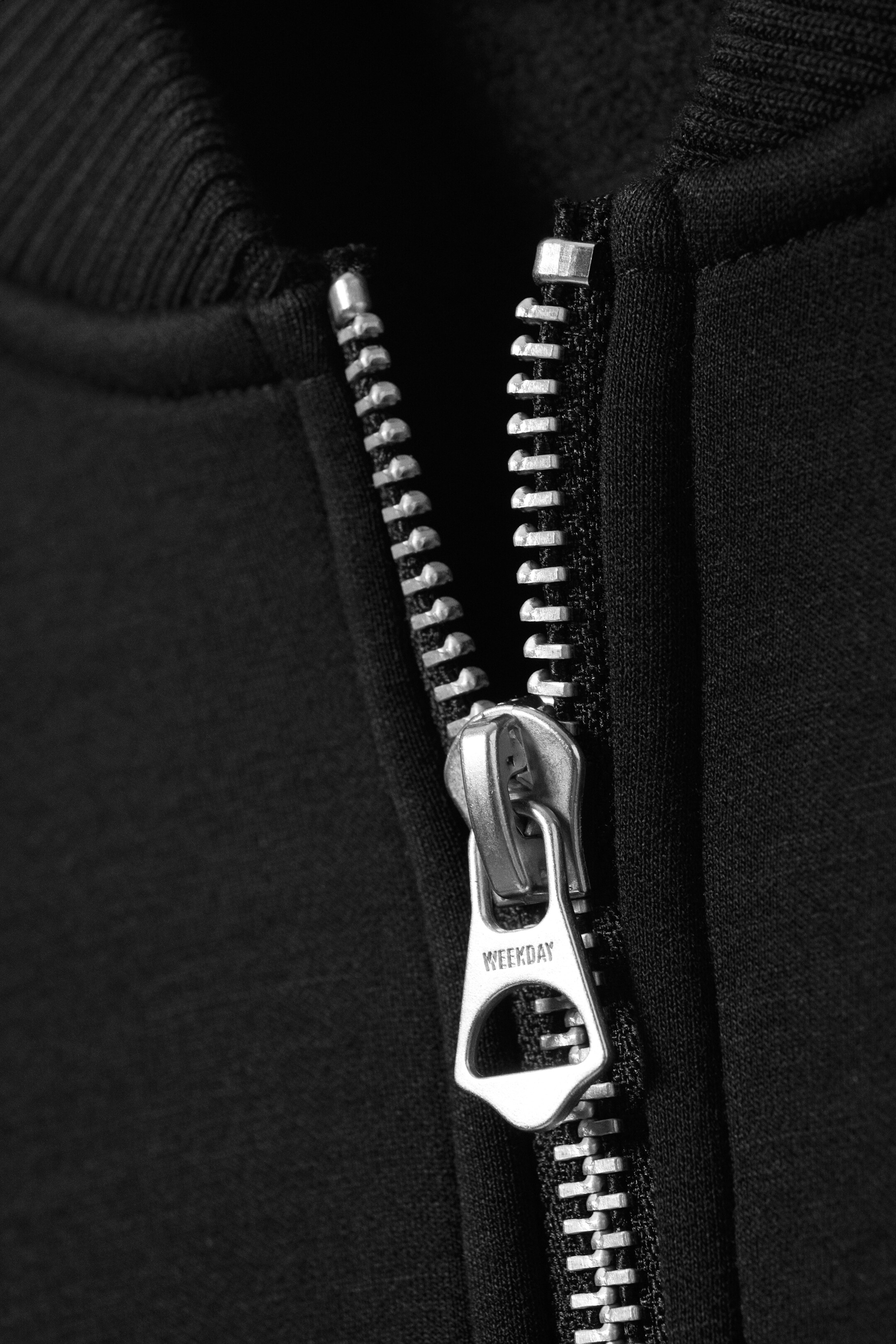 Agrandir l'image: Bomber scuba ample - Noir - HOMME | H&M CH 2