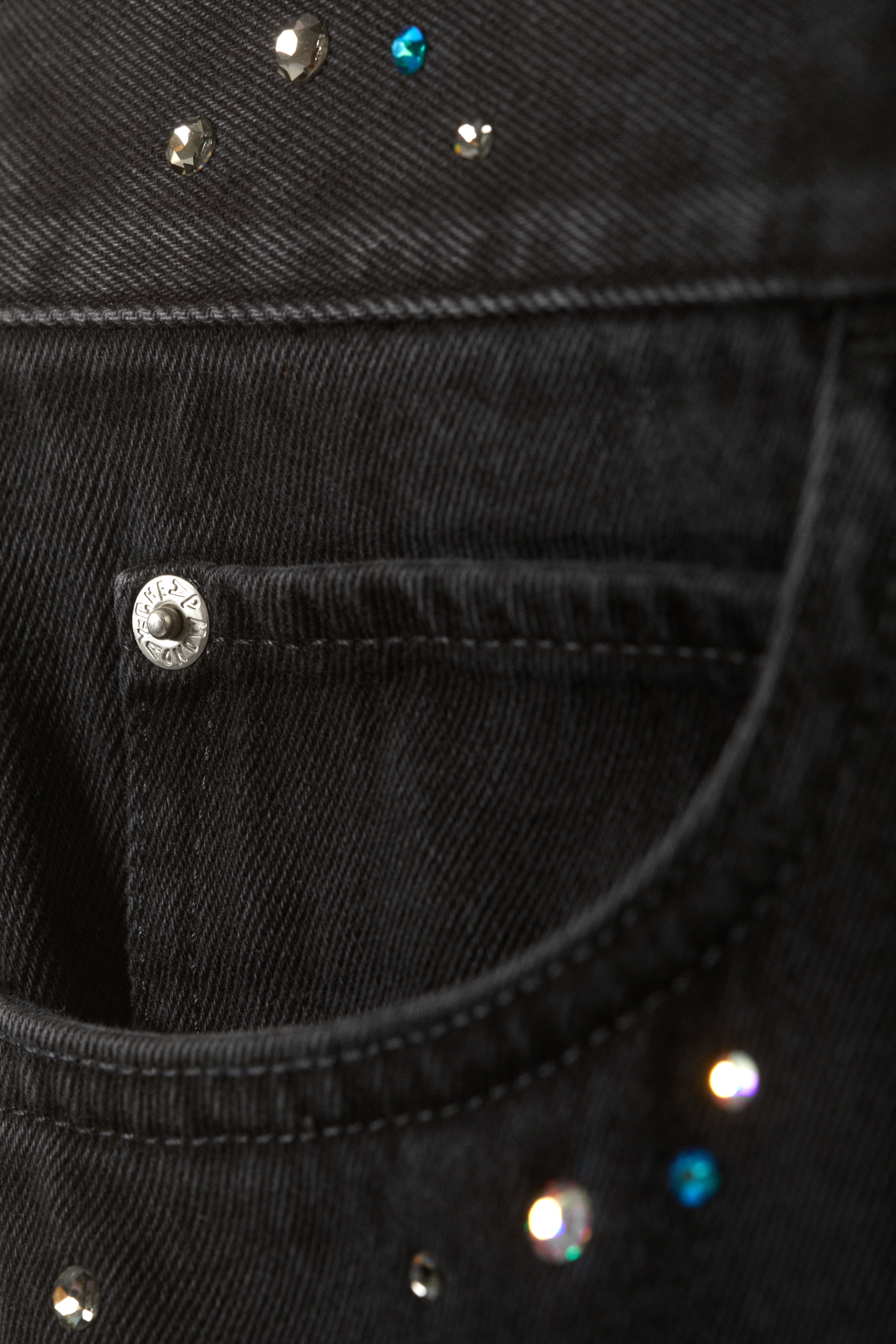 Zobrazit větší obrázek: CM x LB Looser Black Crystallised Unisex Jeans - Faded Black - MUŽI | H&M CZ 2