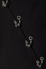 Black - Slim Pierced Seam Sleeveless Top - 5