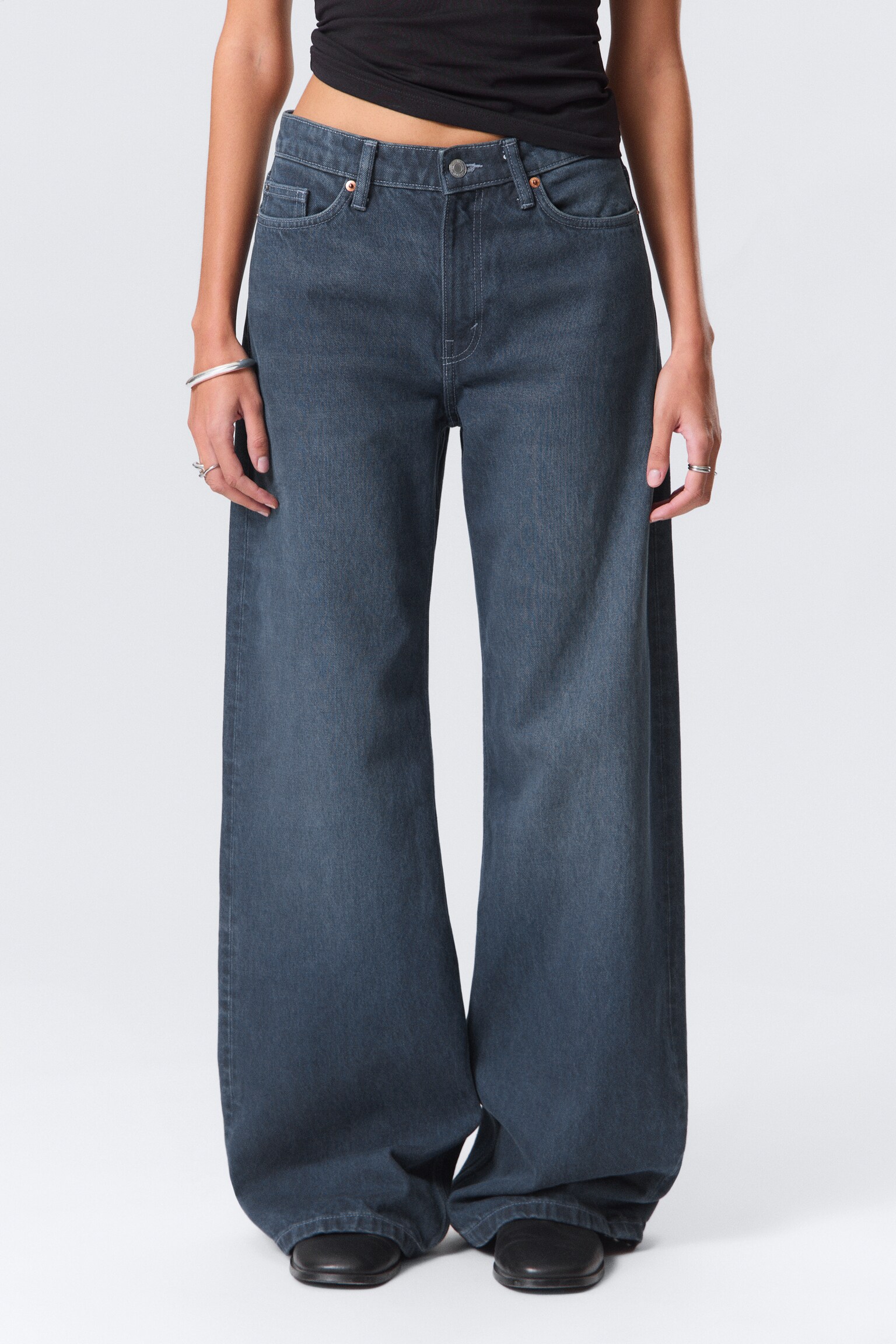 Paz Mid Rise Wide Leg Jeans - Ajax Blue - Blu scuro/Paloma Black - Nero/Perseus Blue - Blu medio - 8