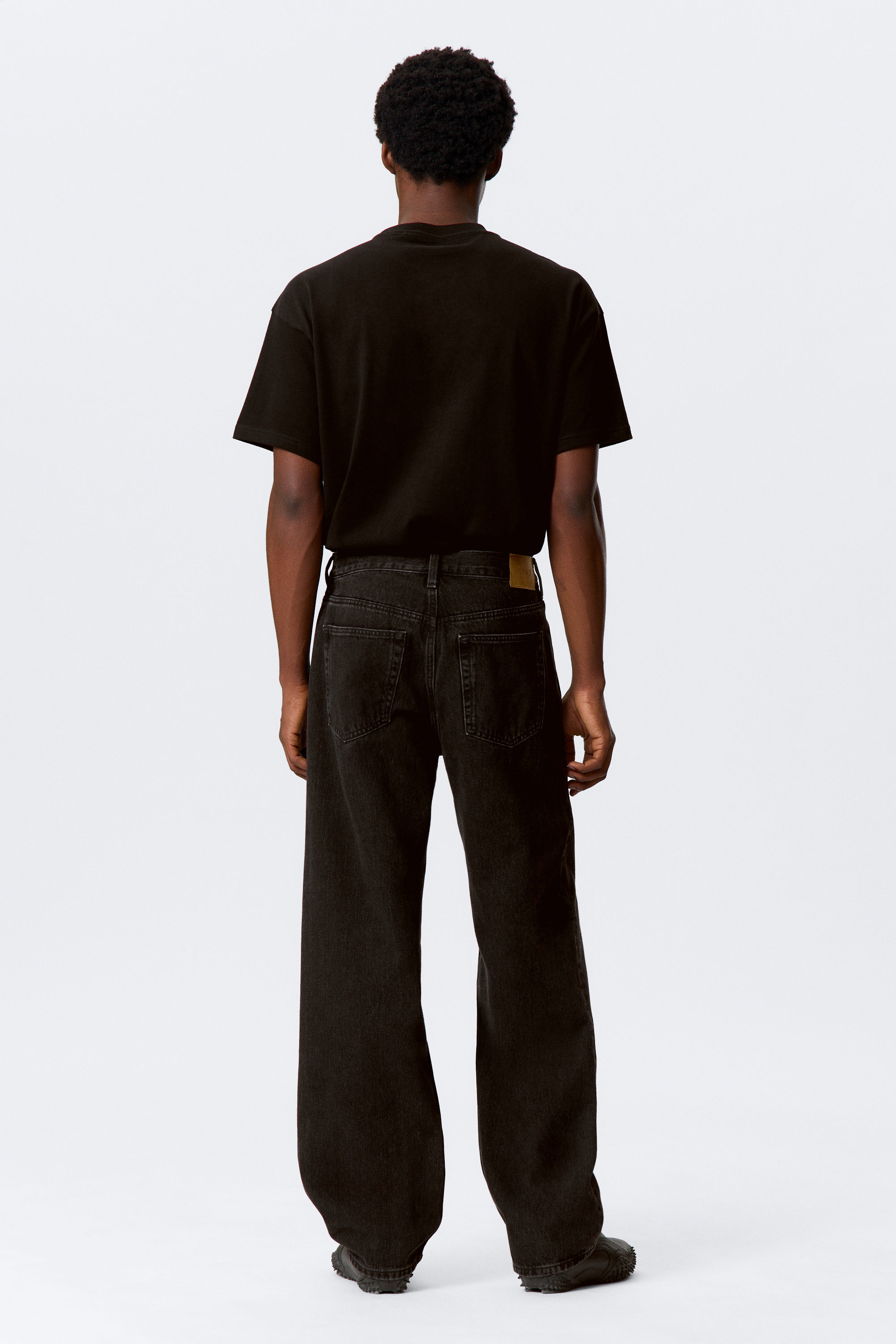 Tuned Black - Svart - Galaxy Loose Straight Leg Jeans - 4