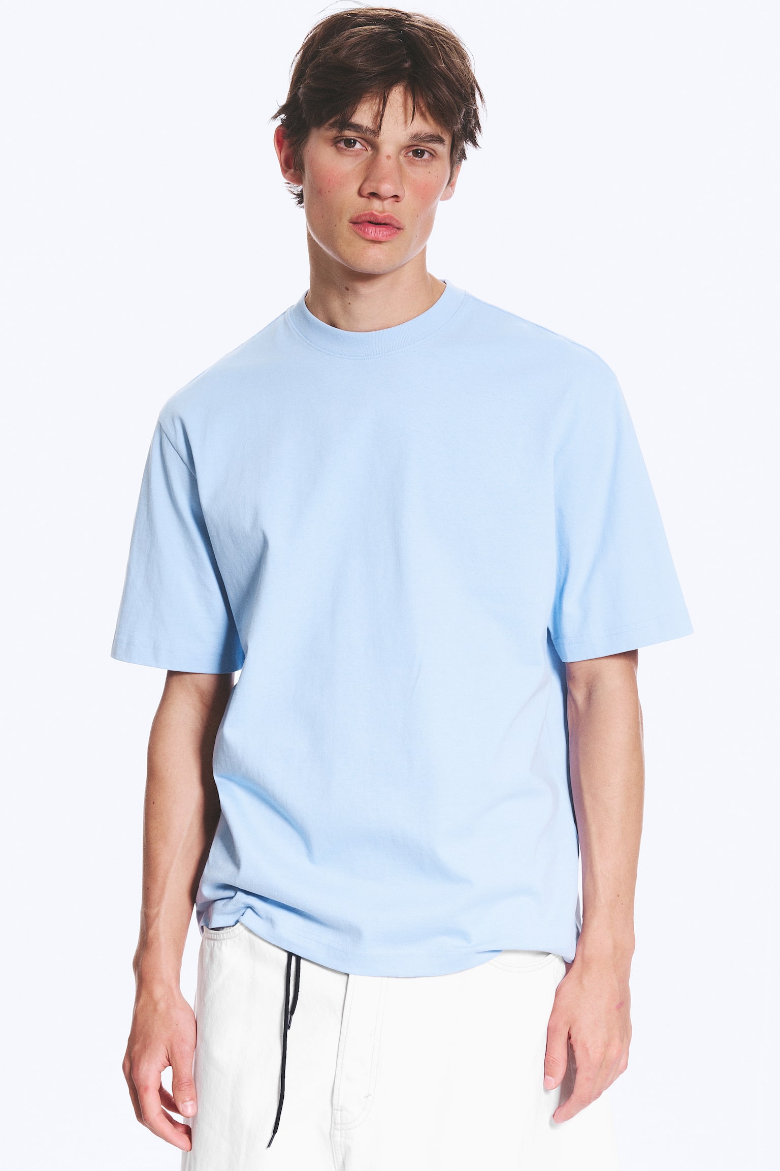 T-SHIRT MIT RELAXTER PASSFORM - Hellblau/Staubiges Grau/Helles, staubiges Khakigrün/Weiß/Dunkelgrün/Gewaschenes Blau/Schwarz - 1