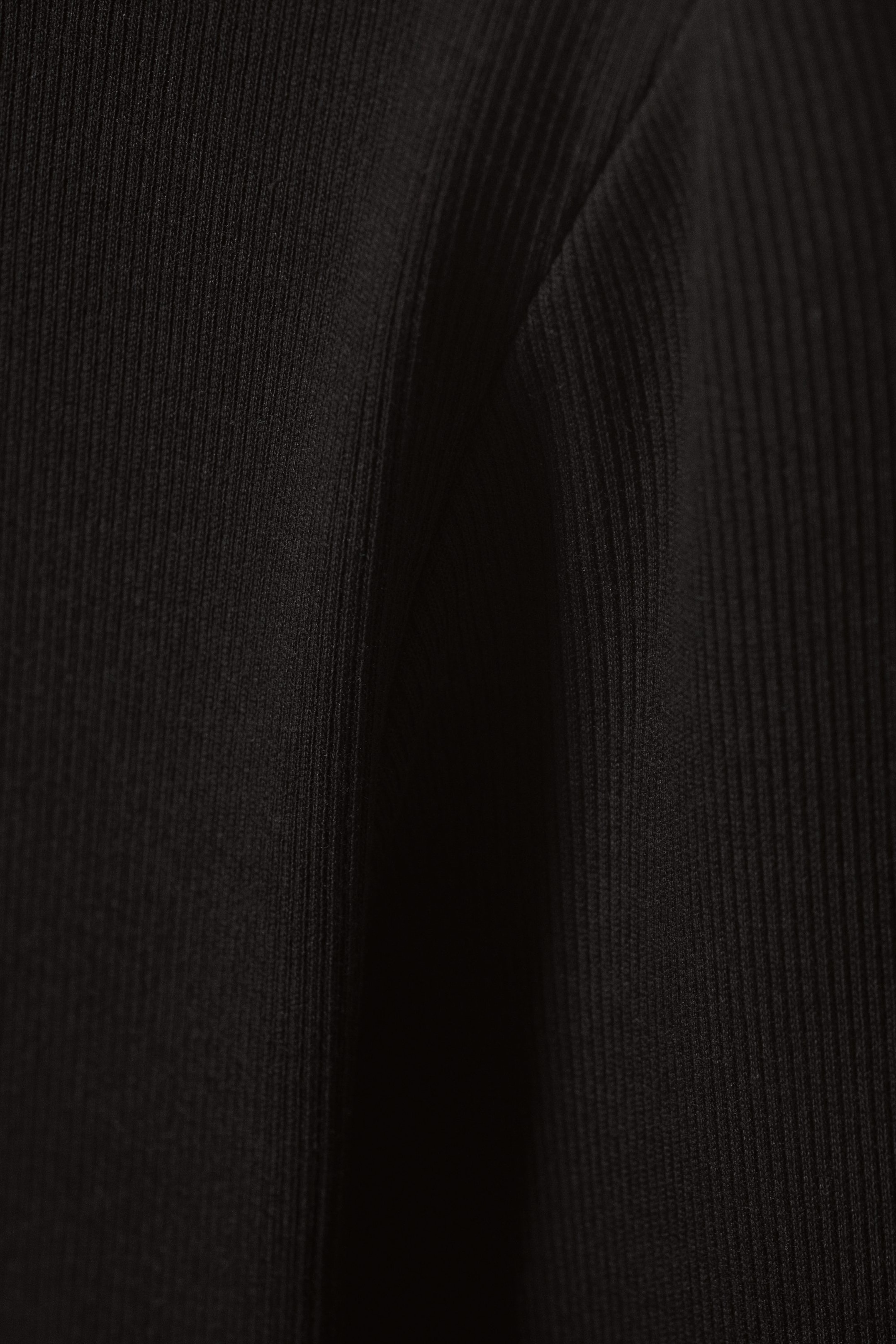 Black - Mini Rib Long Sleeve Crop Top - 1