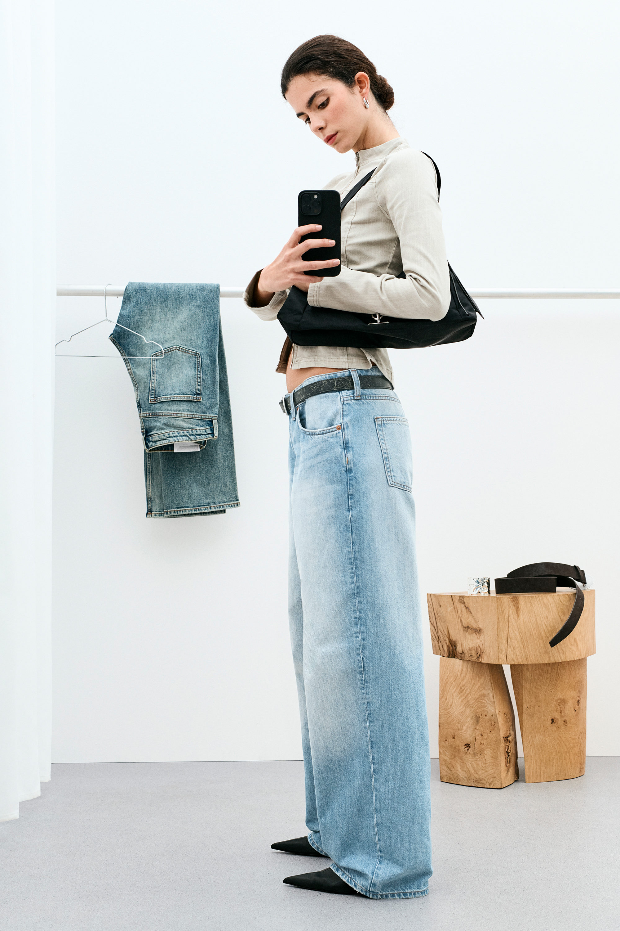 ample low rise loose wide jeans - Kimberley Blue - Light Blue