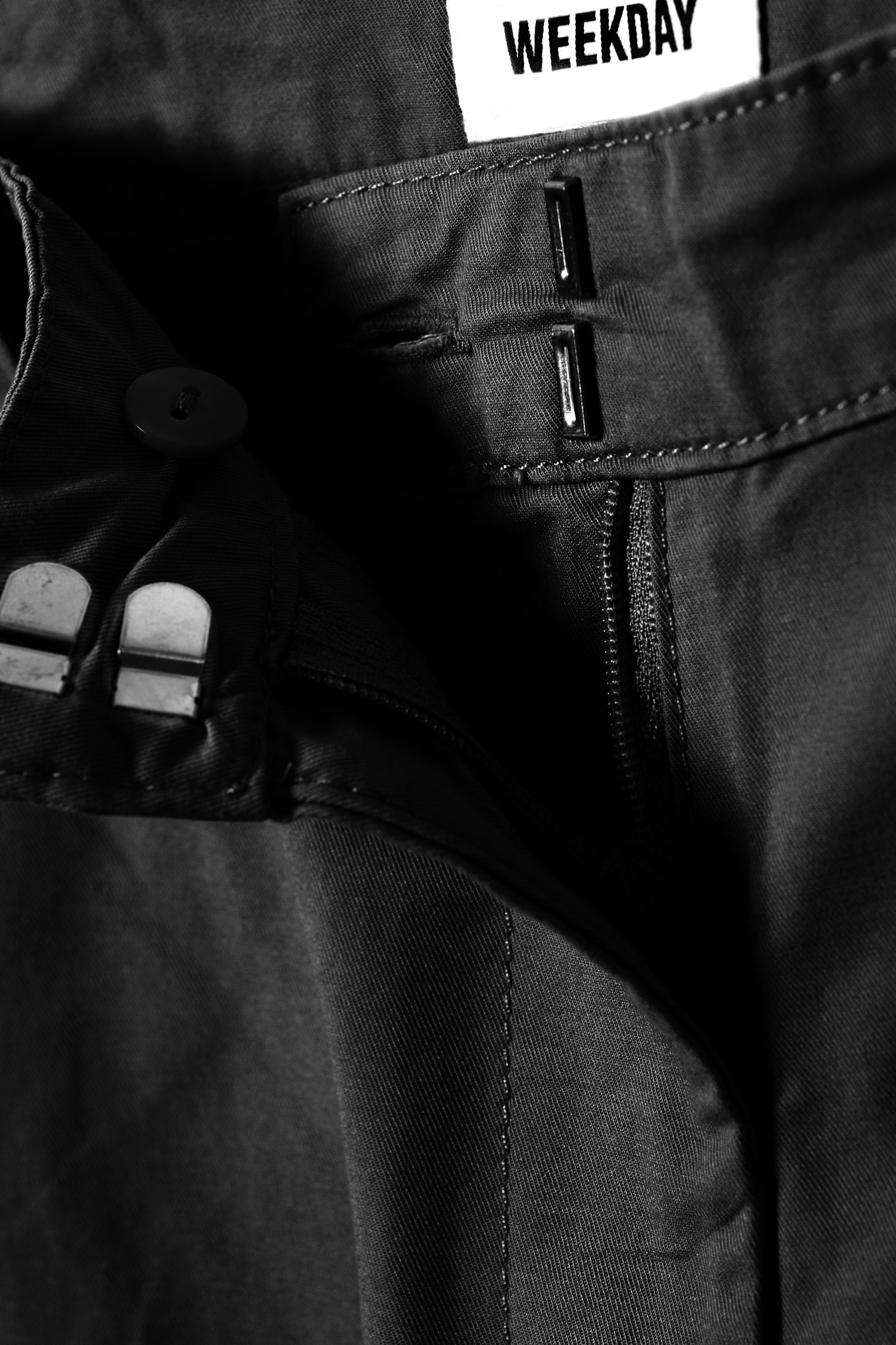 Schwarz - Chinohose Merce - 2