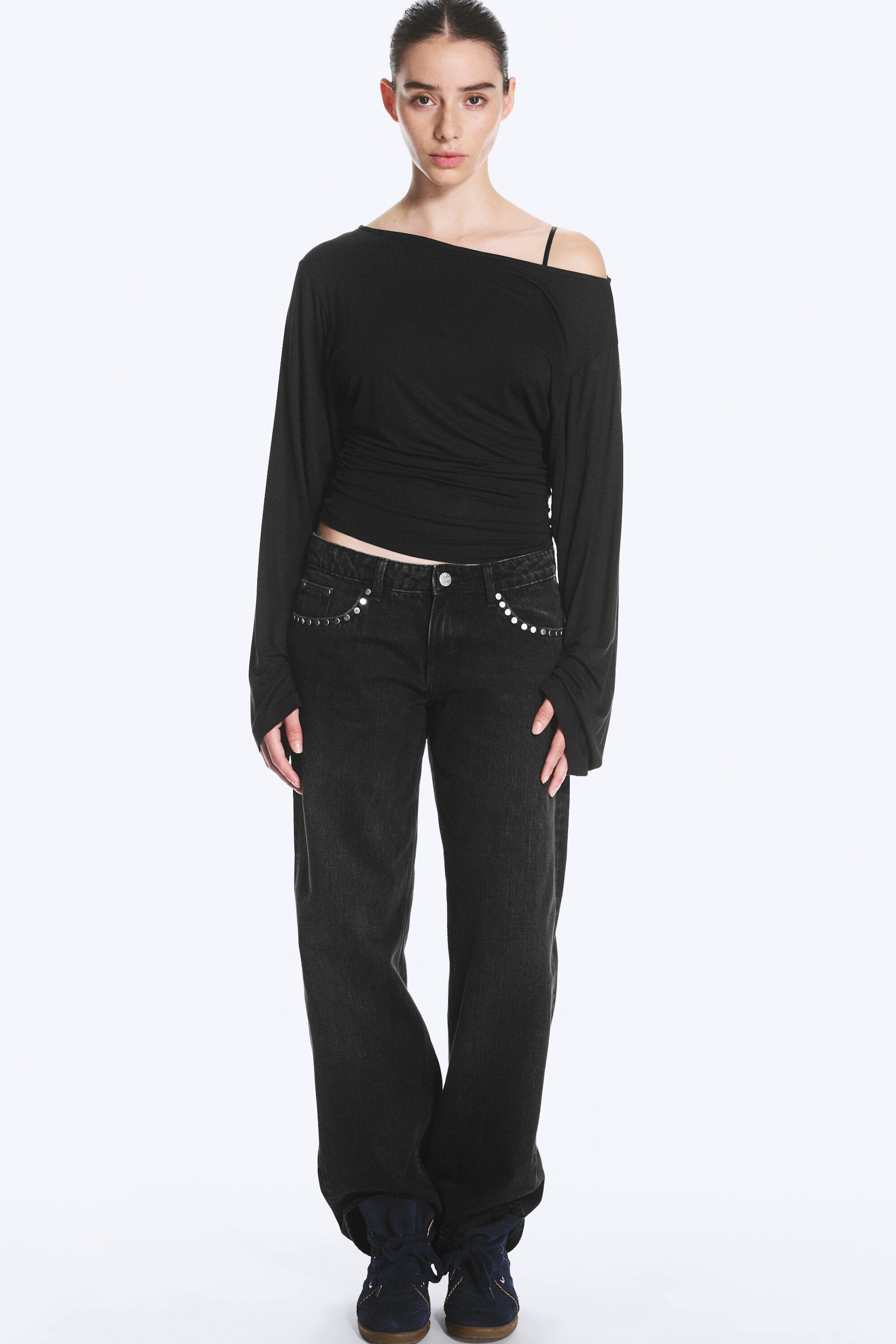 Black - Waisted long-sleeved top - 2
