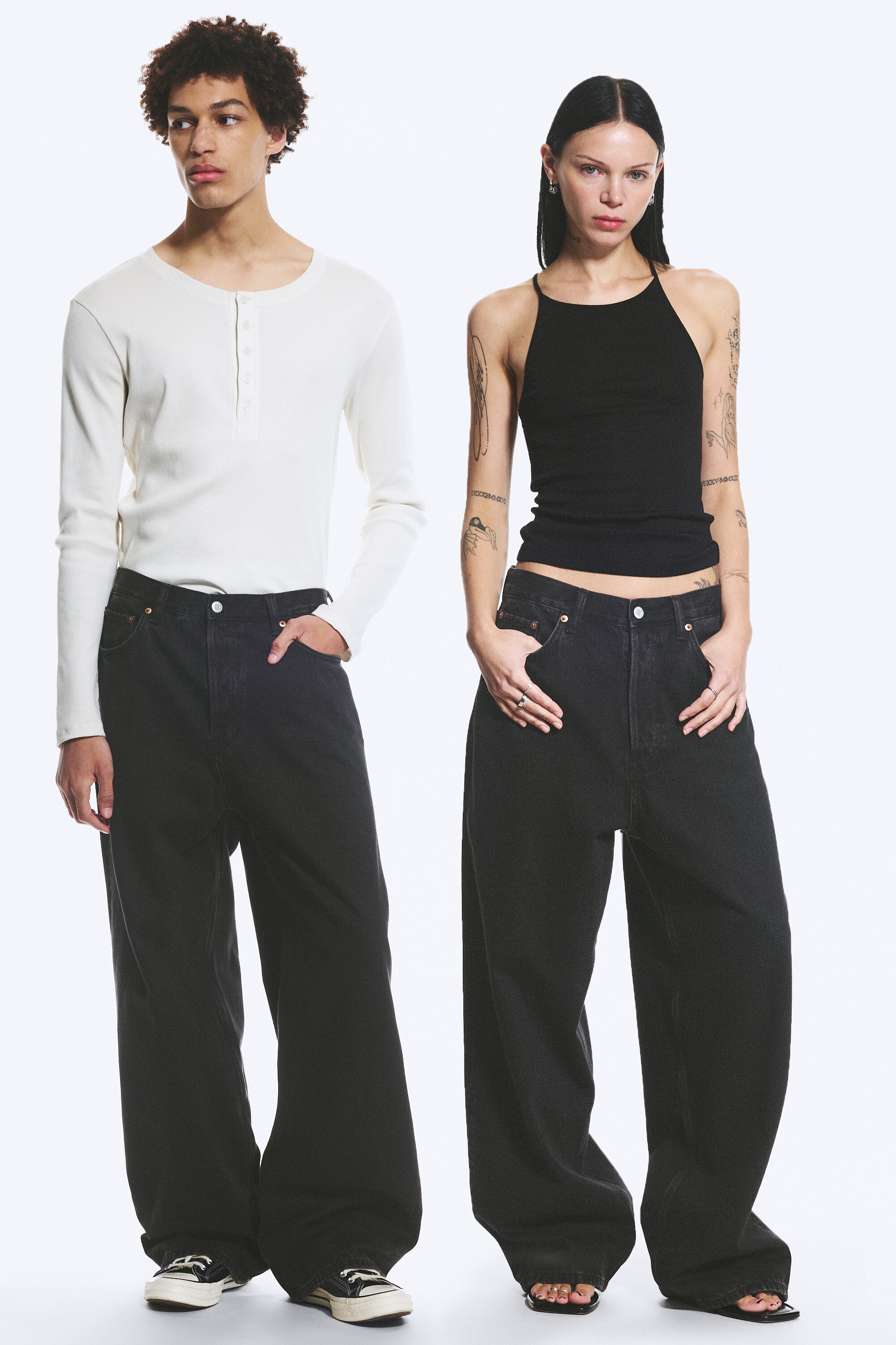 peggy low waist loose baggy leg jeans - Smokey Blue | Monki WW