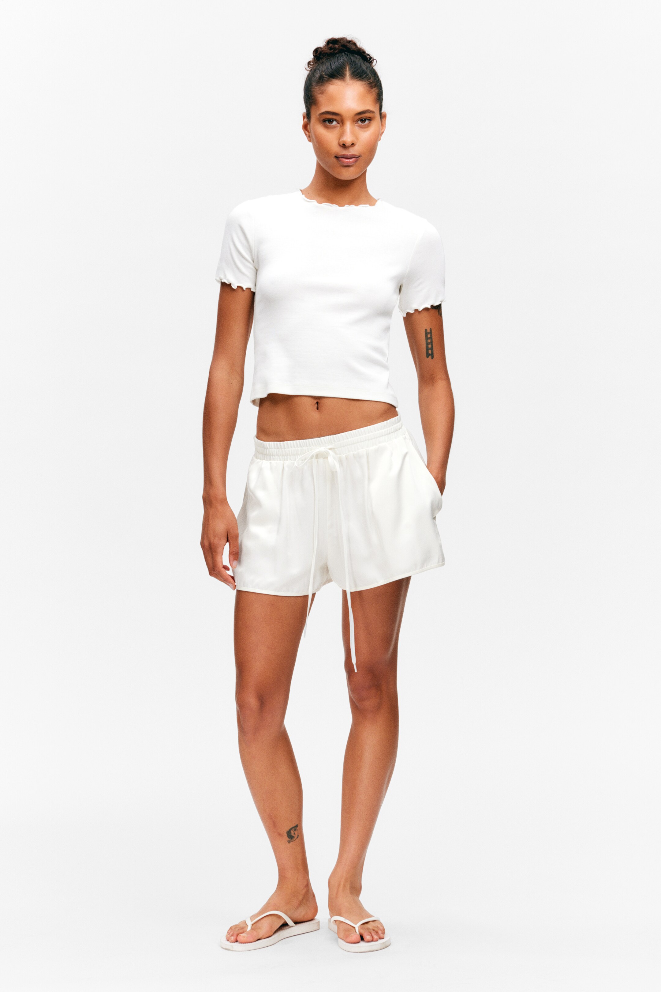 Größeres Bild anzeigen: Weiches Pyjama-T-Shirt - Weiß - Ladies | H&M AT 2