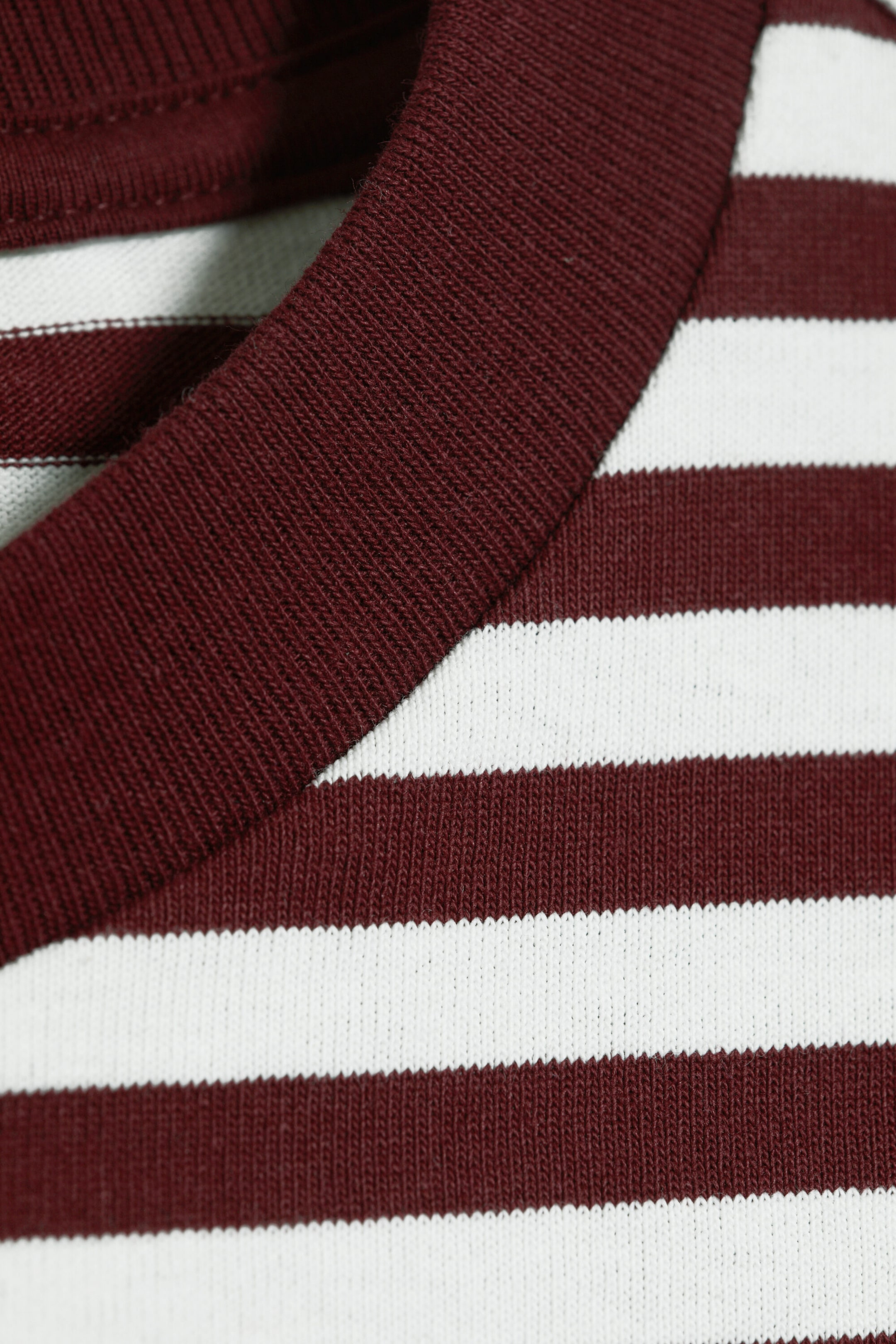 Red & White Stripe - T-SHIRT MIT ENTSPANNTER PASSFORM - 5