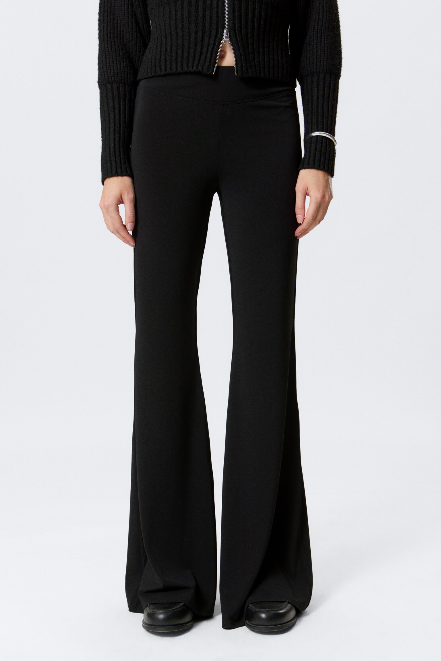 Low Rise Flared Jersey Trousers - Black - 5