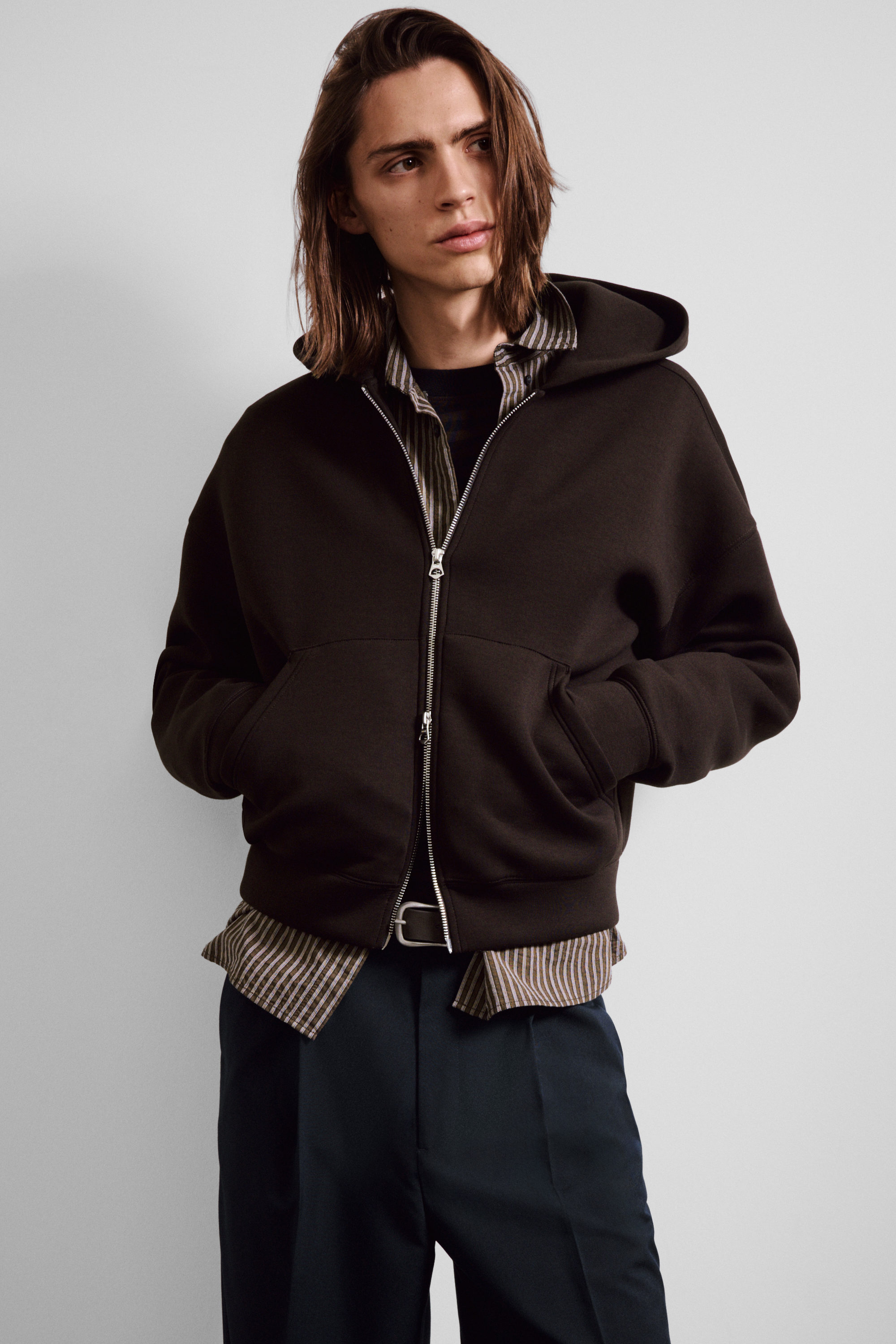 Marron foncé - Sweat à capuche zippé en scuba Simon - 1