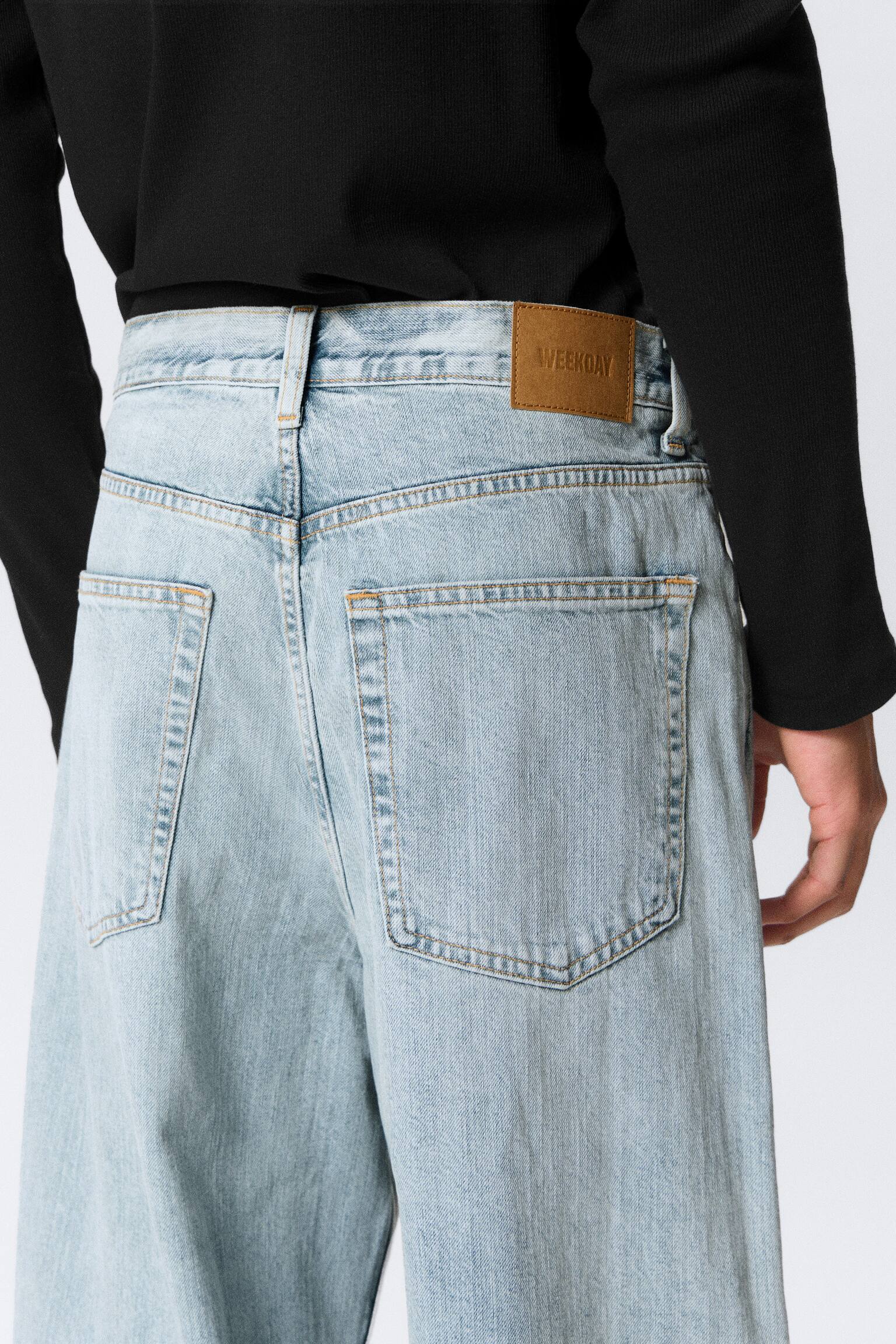 Jean baggy ample Astro - Dream Blue - Bleu clair/Kimberley Blue - Bleu clair/Black Rinse - Noir/Chelsea Black - Noir/Arizona Blue - Bleu moyen/Blue Hymn - Bleu moyen/Blue Rinse – Bleu foncé/Tuned Black – Noir/Board Blue - Medium Blue/Blue Stream - Bleu moyen/Gris mine - 6