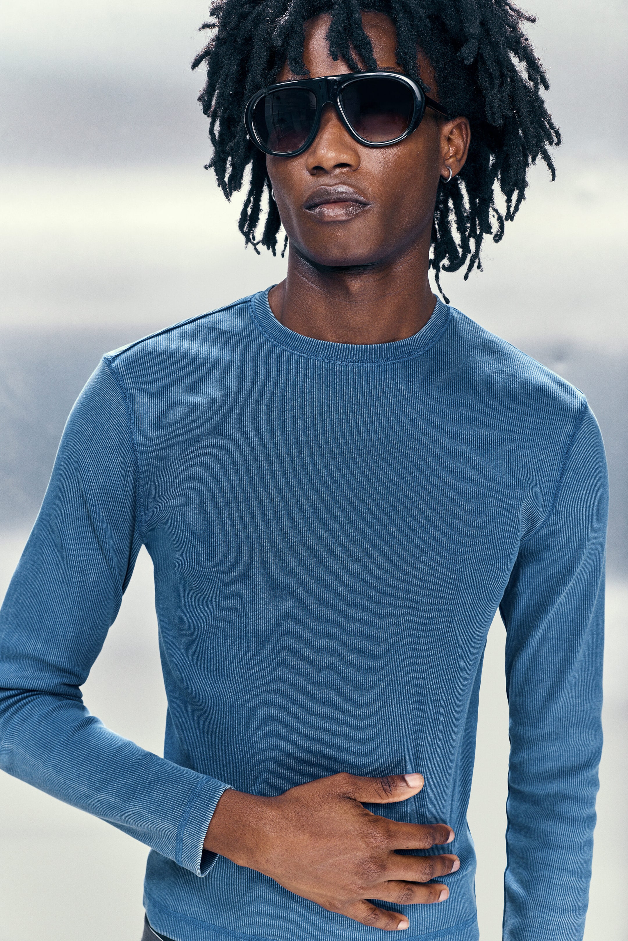 Washed Dark Blue - Ribbed Long-Sleeved T-shirt - 1