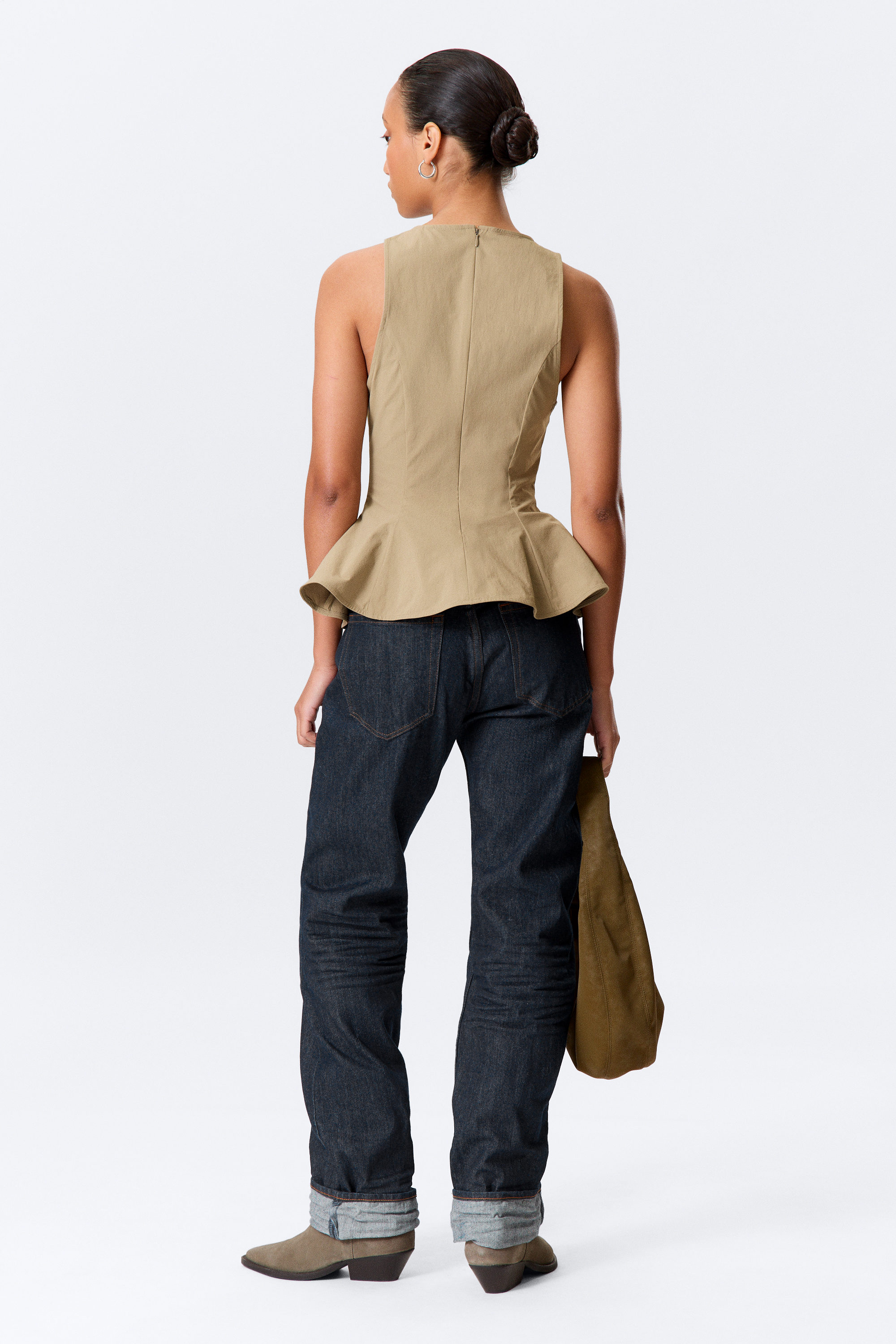 Beige - Nauwsluitende nylon top met peplum - 3