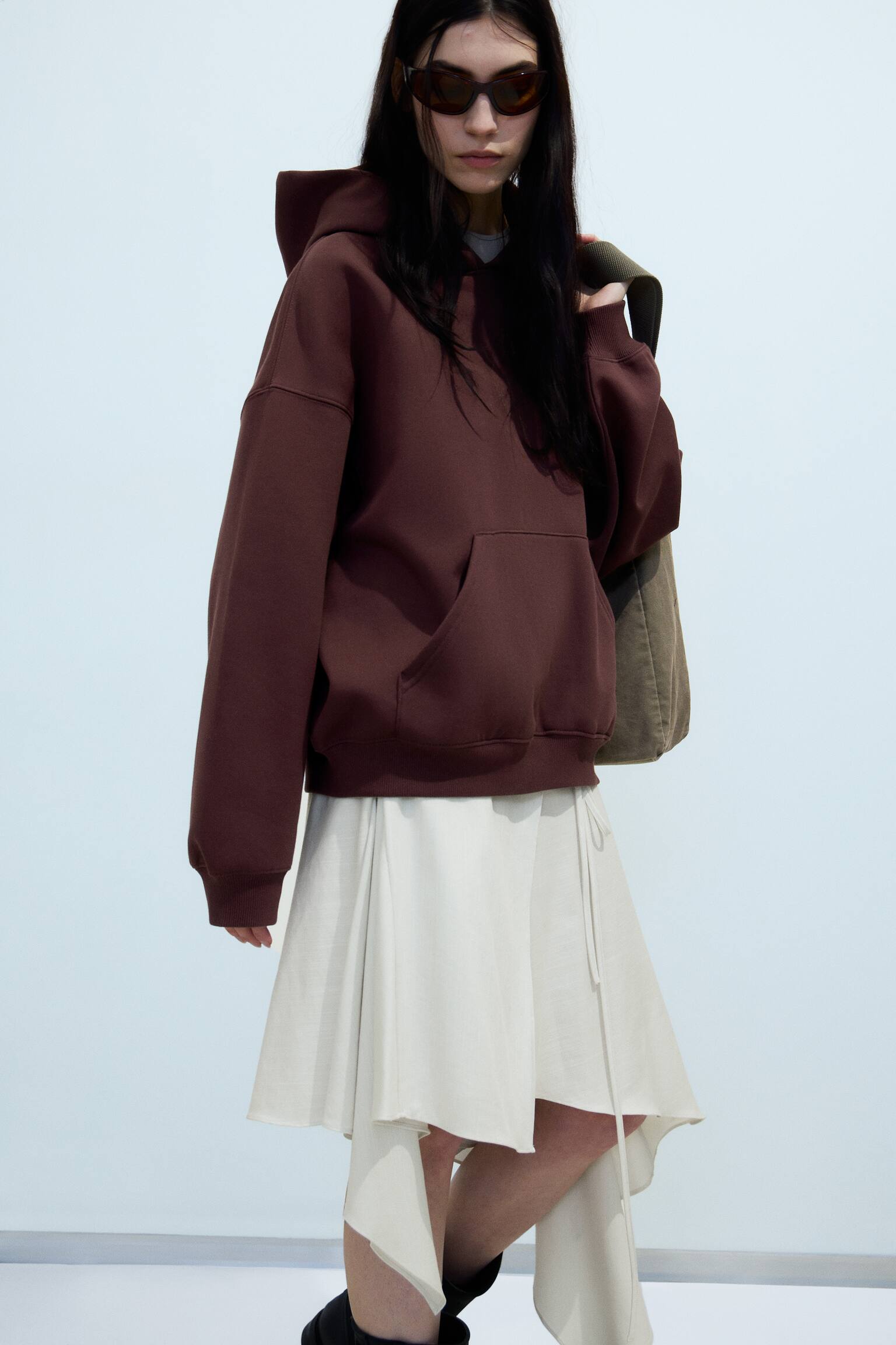 Schwerer Oversized-Kapuzenpullover - Dunkelrot/Schwarz/Hellgrau meliert/Dunkelbraun - 1