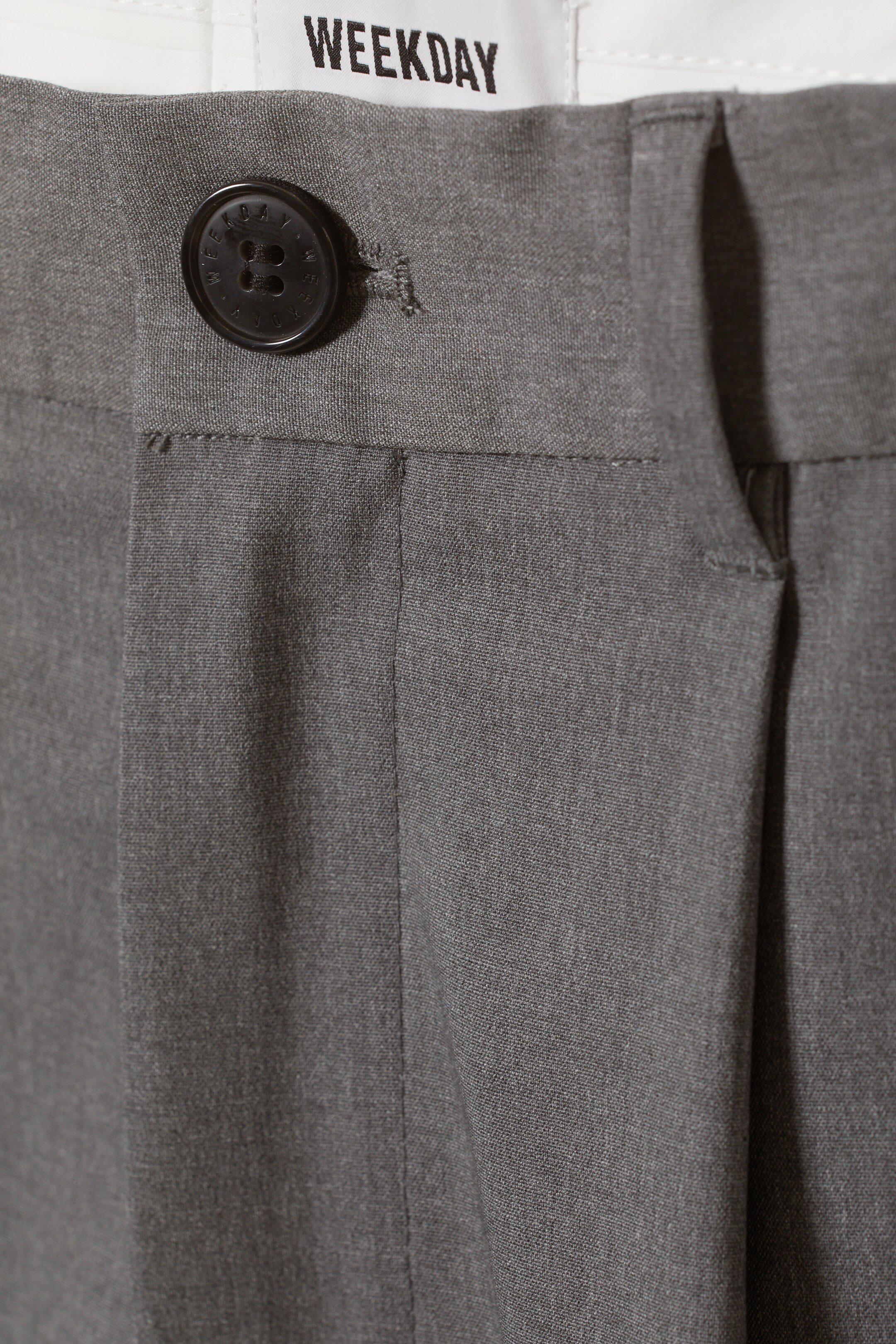 Nagyobb kép megtekintése: Uno Loose Suit Trousers - Dark Grey - FÉRFI | H&M HU 2