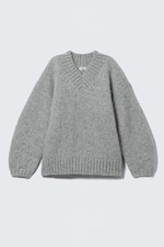 Grey Melange - Oversized Knitted V-neck Sweater - 3