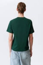 Dunkelgrün - "Bingo" - Kastiges T-Shirt mit Grafikprint - 3