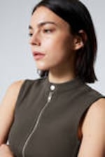 Dunkelgrau - Ärmelloses, geripptes Zip-Top - 0