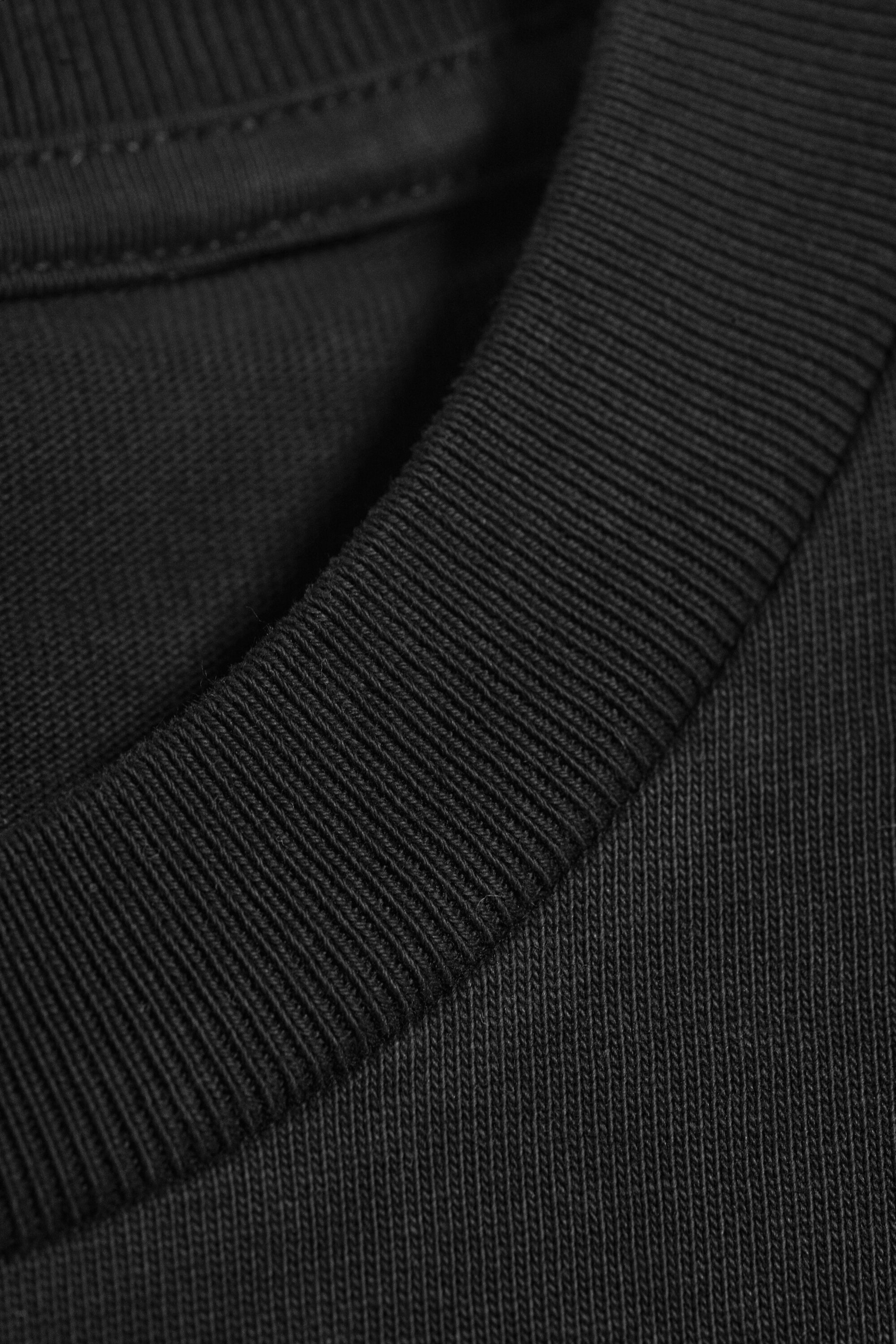 Ausgewaschenes Dunkelgrau - T-SHIRT MIT ENTSPANNTER PASSFORM - 4