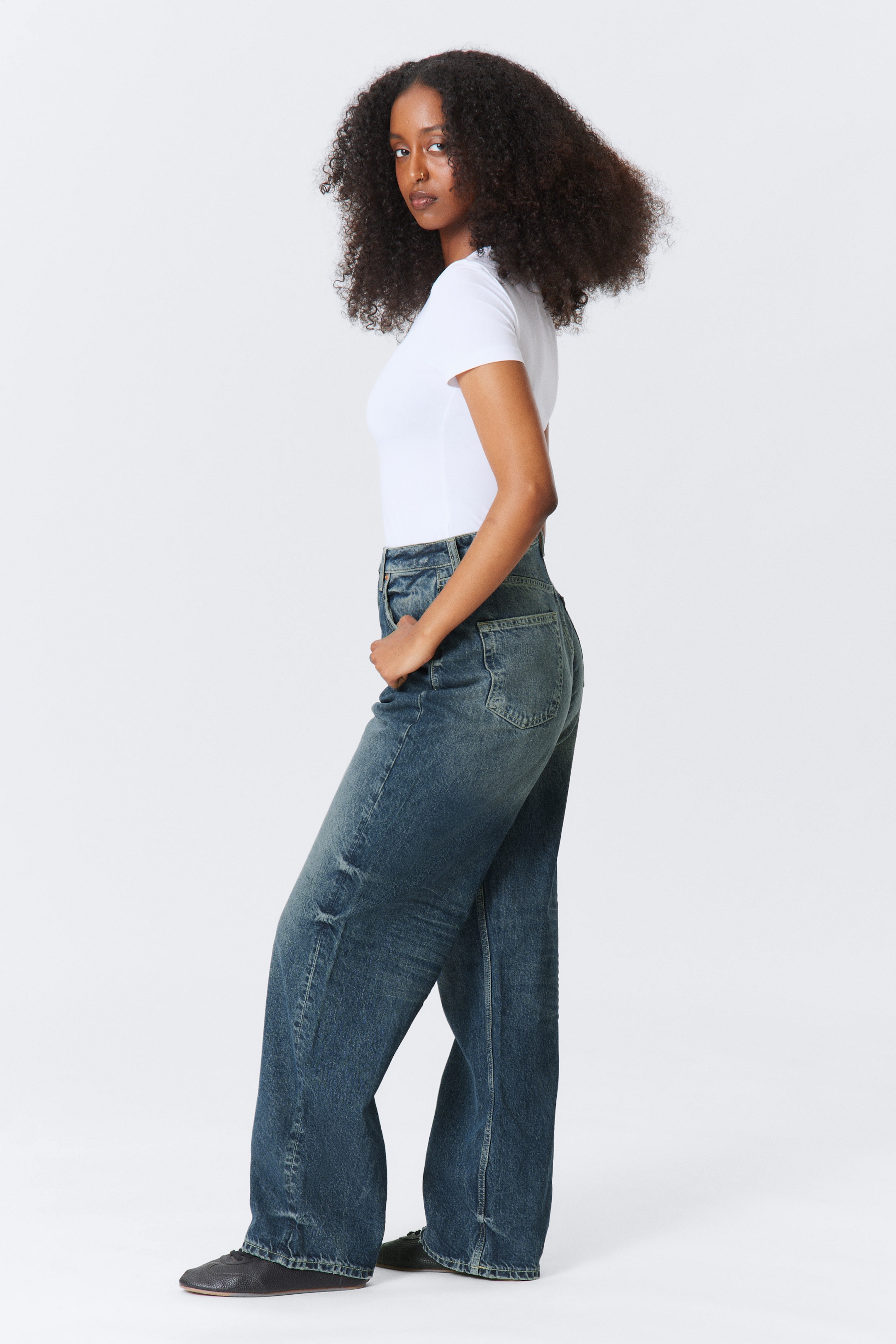 Grösseres Bild ansehen: Halo Curve High Waisted Regular Wide Leg Jeans - Moss Blue - Dunkelblau - DAMEN | H&M CH 5