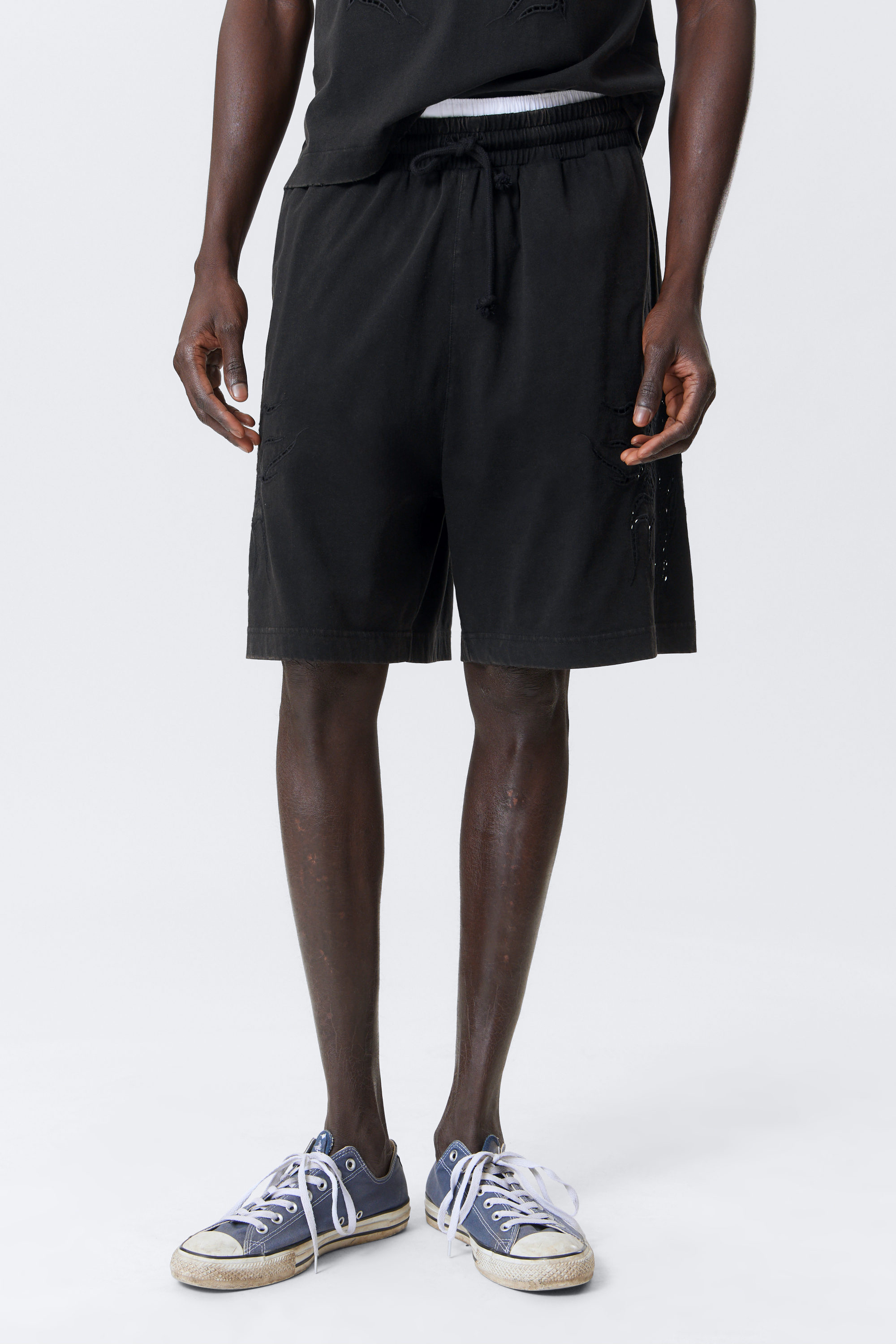 #272627 - Lockere Baumwoll-Shorts mit Broderie Anglaise - 1
