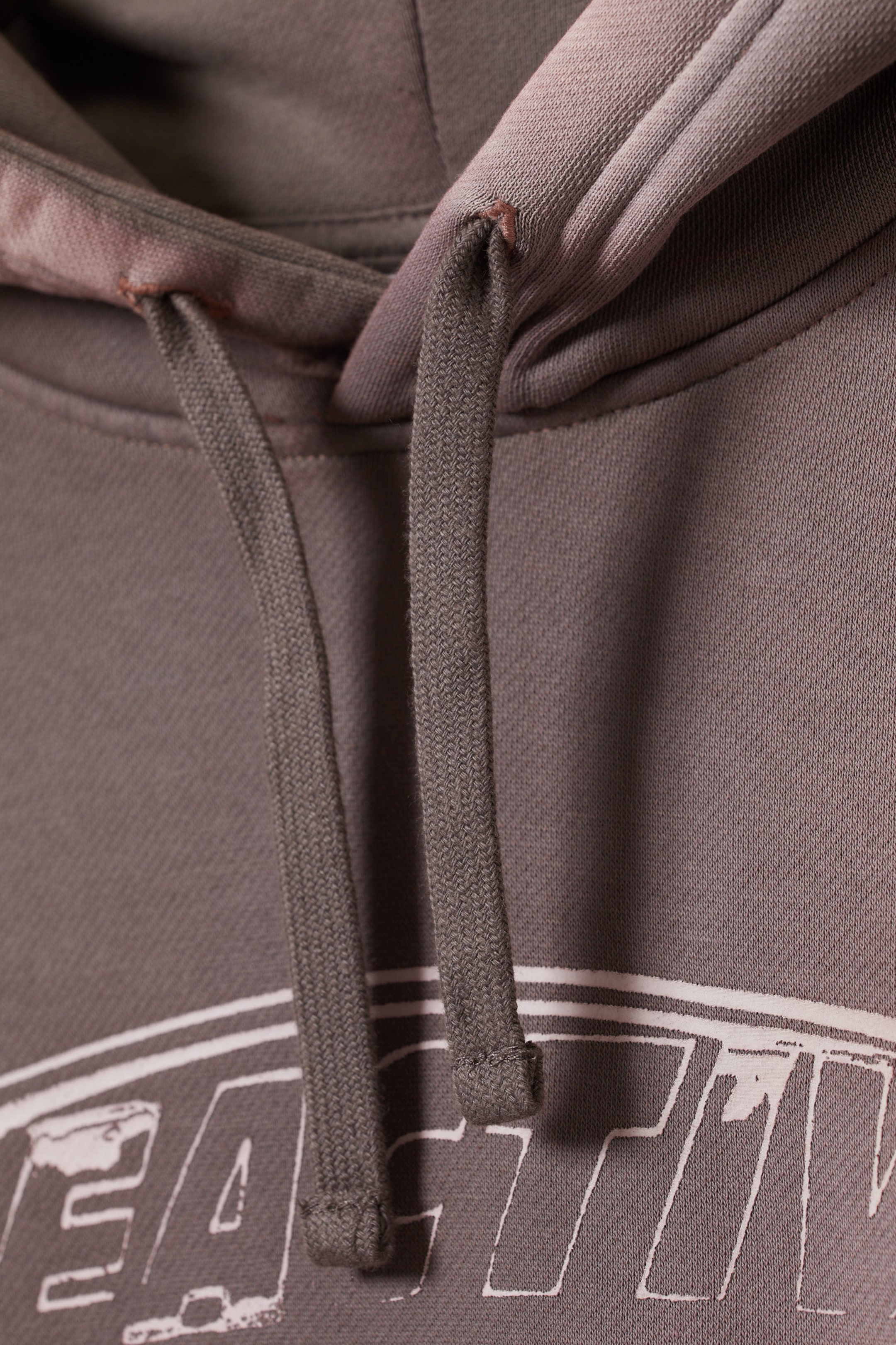 Reactive - Boxy Graphic Hoodie - 1