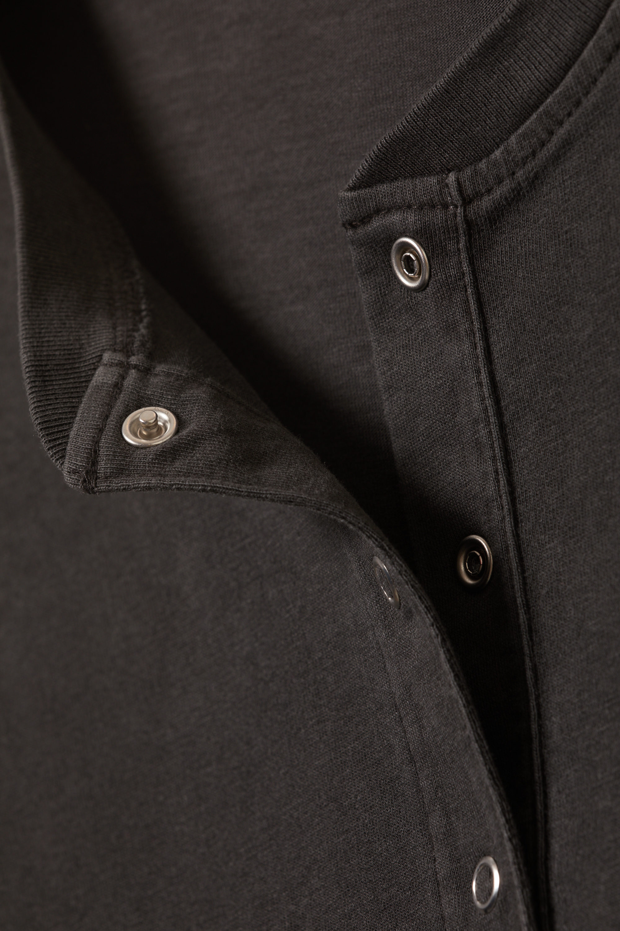 Donkergrijs - Boxy henley-T-shirt met lange mouwen - 4