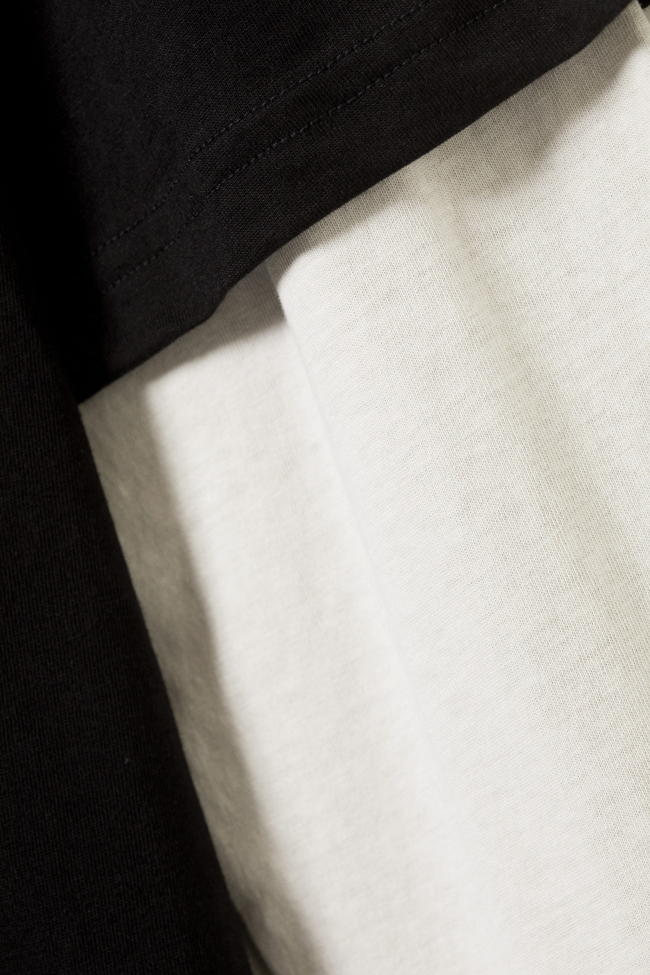 Black & White - Double-Layered Long-Sleeved T-shirt - 1