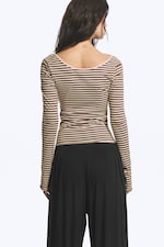 Light Pink/Brown Stripe - Long-Sleeved Slim Fit Scoop Neck Top - 3