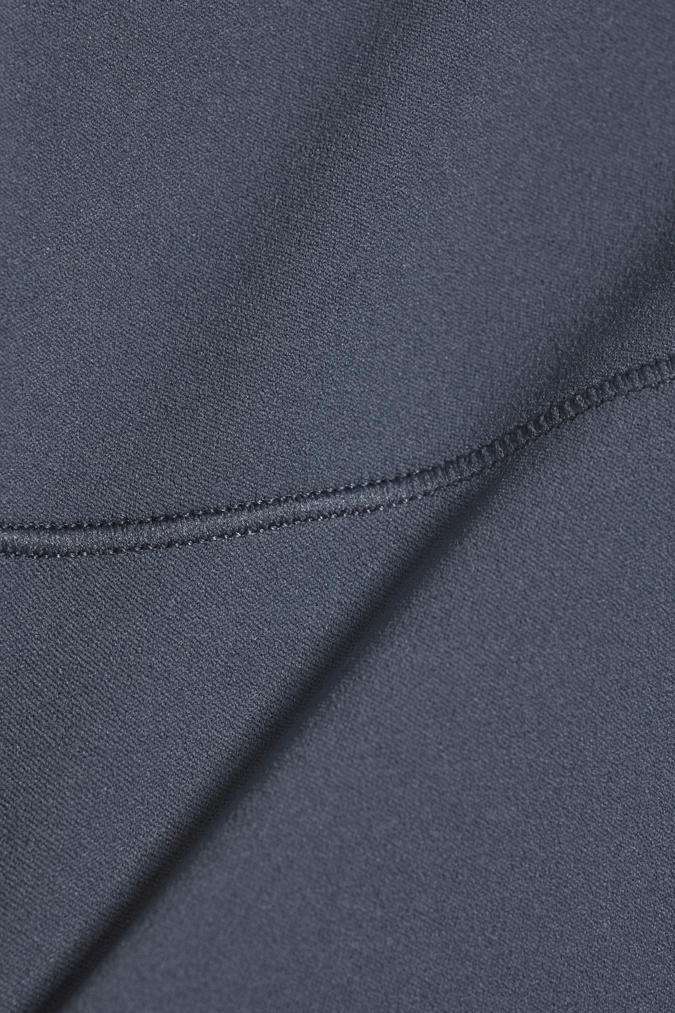 Dunkelblau - Sportliche Radlerhosen mit hohem Bund - 4