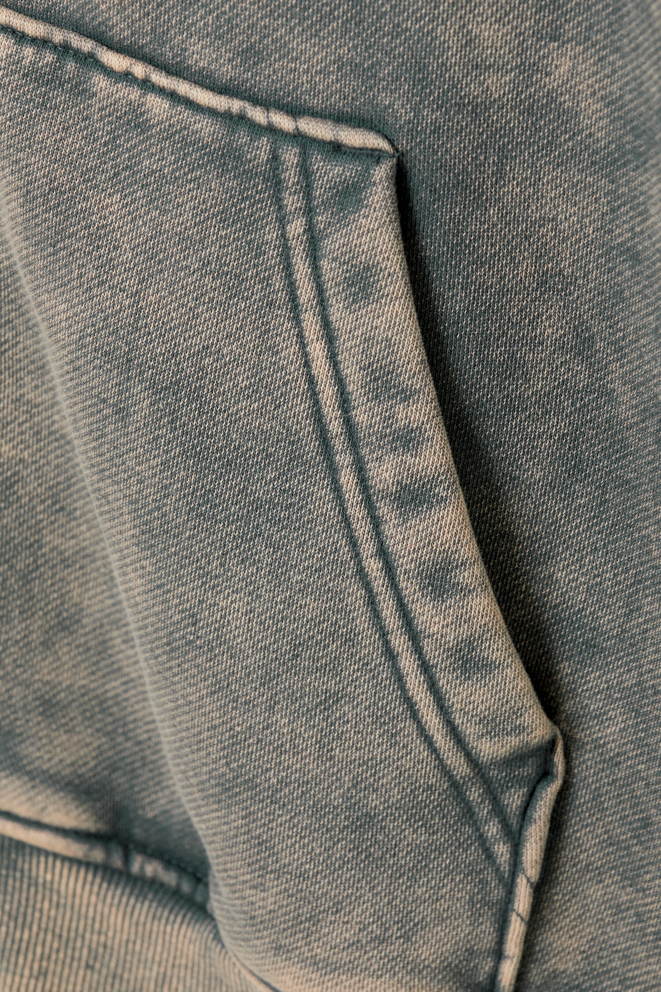 Visa större bild: Ledig Tvättad Zip-Hoodie - Tvättad turkos - DAM | H&M SE 2