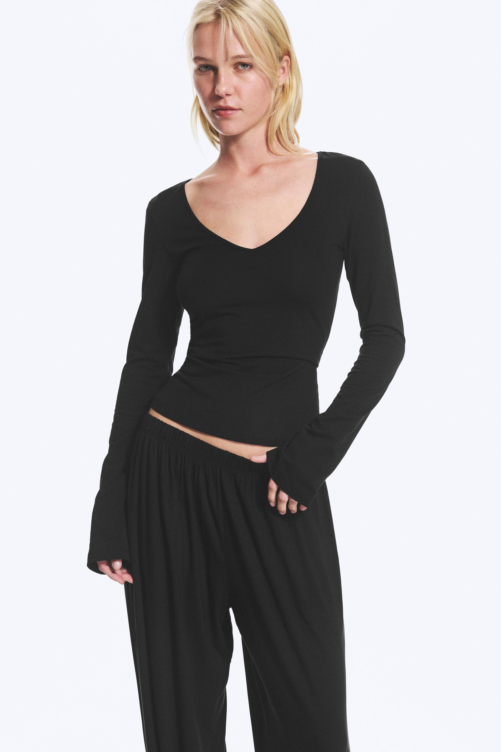 Slim V‑Neck Jersey Top