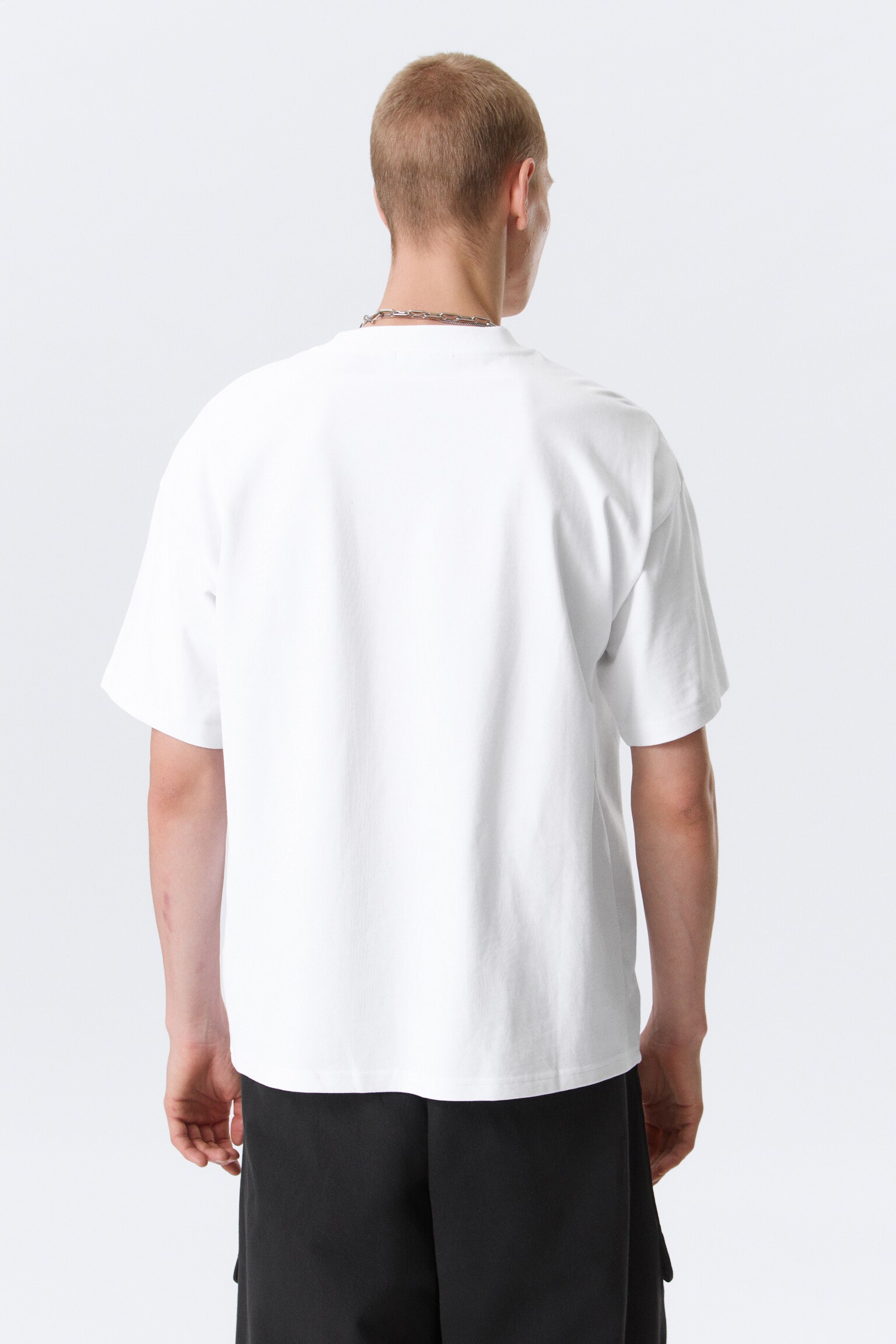 Bedrucktes kastiges T-Shirt - Weiß - Silbernes Robo-Gesicht/Weiß - "Dreams"/Schwarz - "Heartbeat"/Helles Blau - Four Man Gang/Schwarz - "Mitternacht" - 3