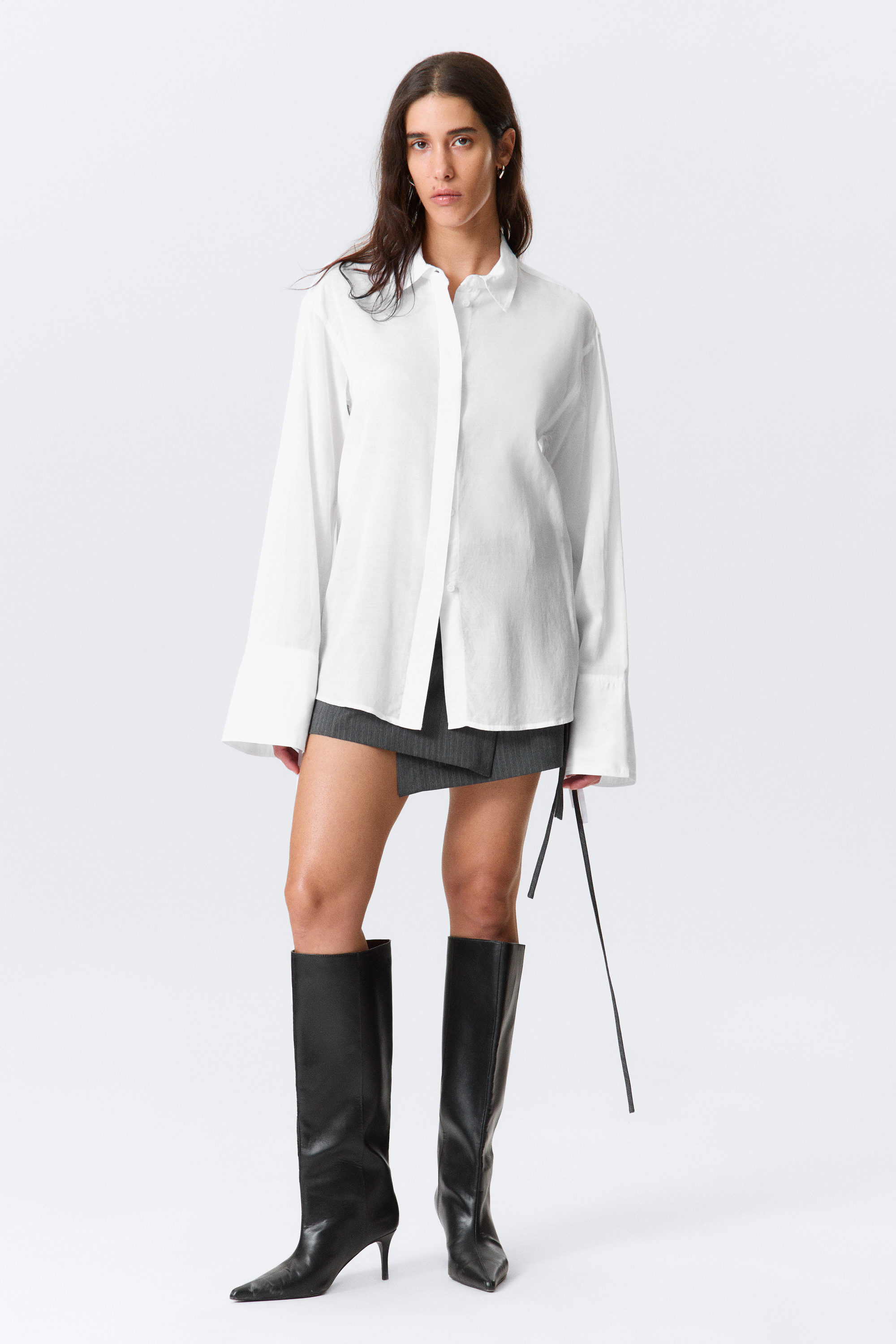 White - Long-Sleeved Open Back Tie Shirt - 2