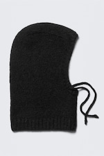 Svart - Hårig stickad luva med snören - 0