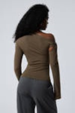Dark Mole - Asymmetric Draped Long-Sleeved Top - 3