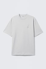Grau - "Scared Cat" - Entspanntes T-Shirt mit Grafikdruck - 0