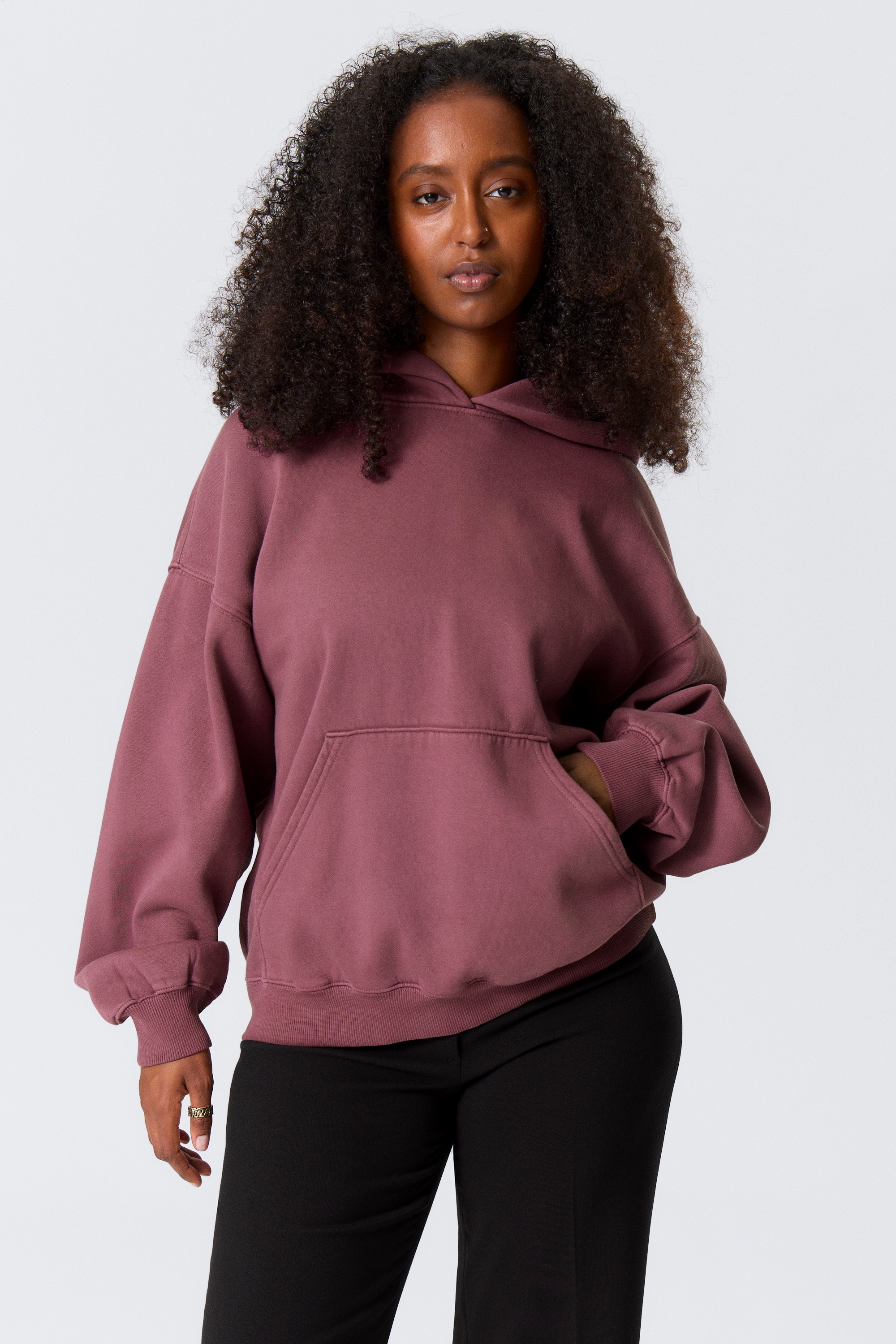 Oversized Heavyweight Hoodie - Rood met wassing/Light Grey Melange/Zwart/Donkerblauw/Dark Brown/Donkertaupe
