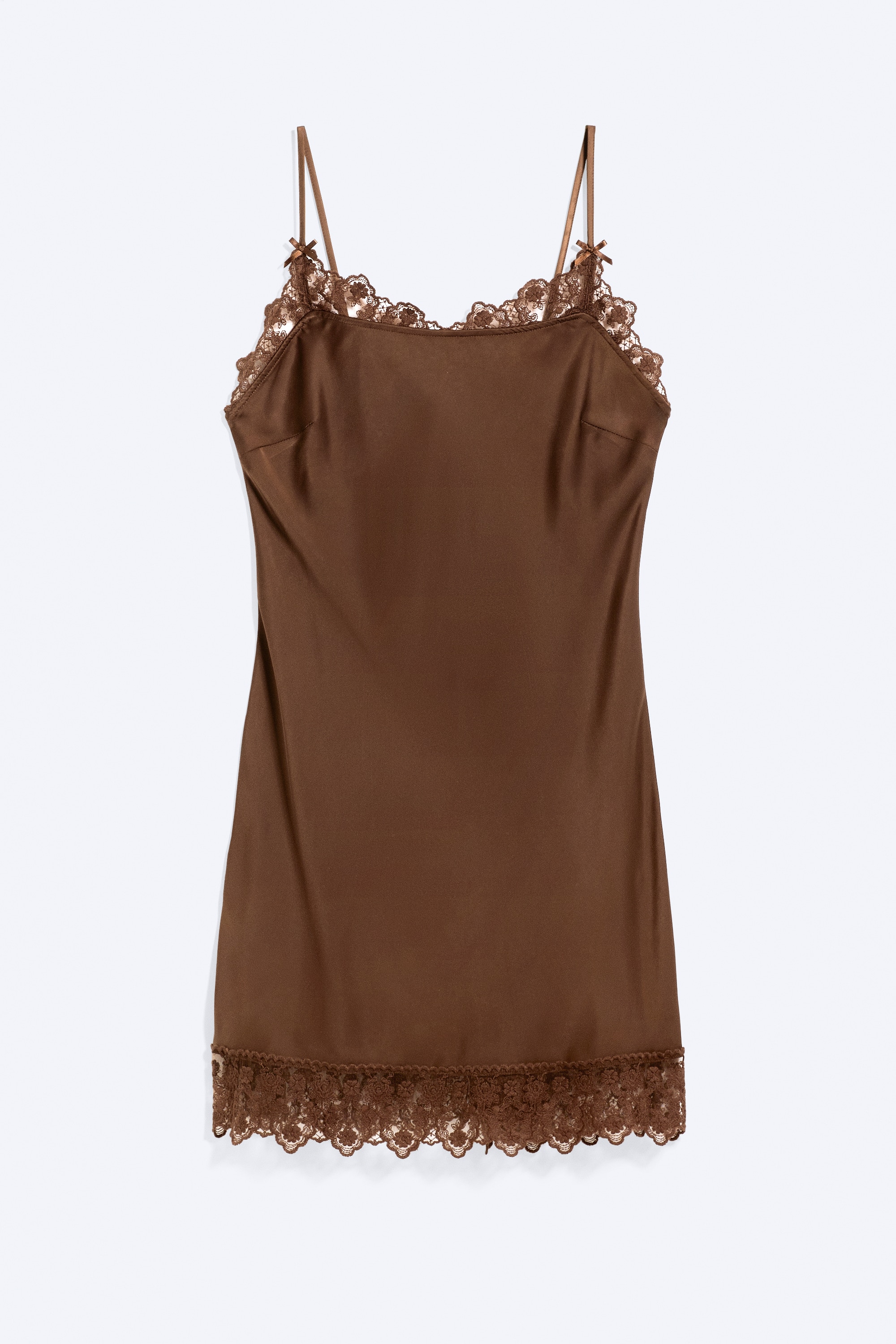 Vestido de Cetim com Renda