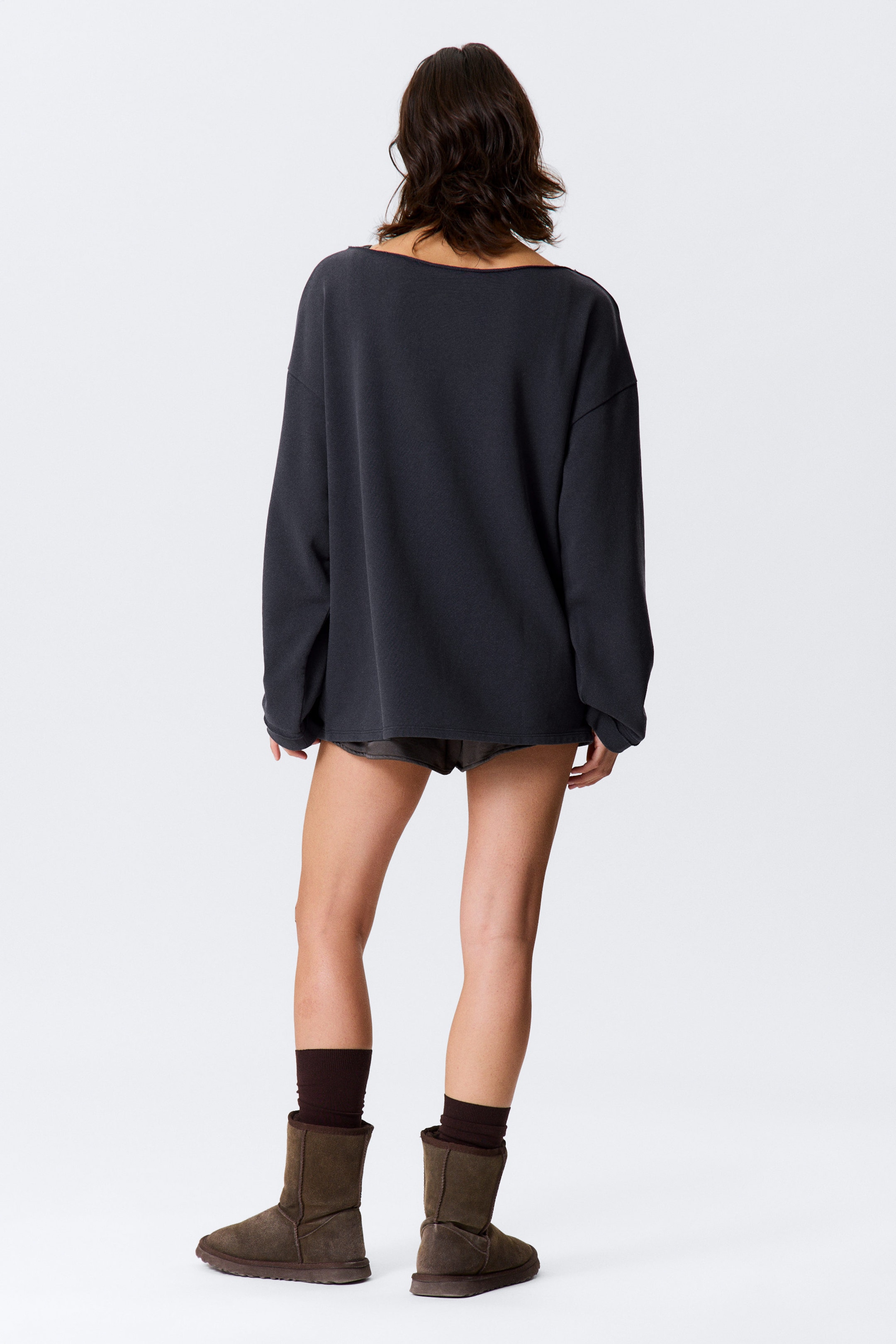 Donkerblauw - Ruimvallende off-shoulder pyjamatop van badstof - 2