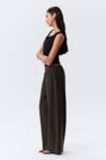 Dark Brown - Low Rise Wide Leg Baggy Sweatpants - 2