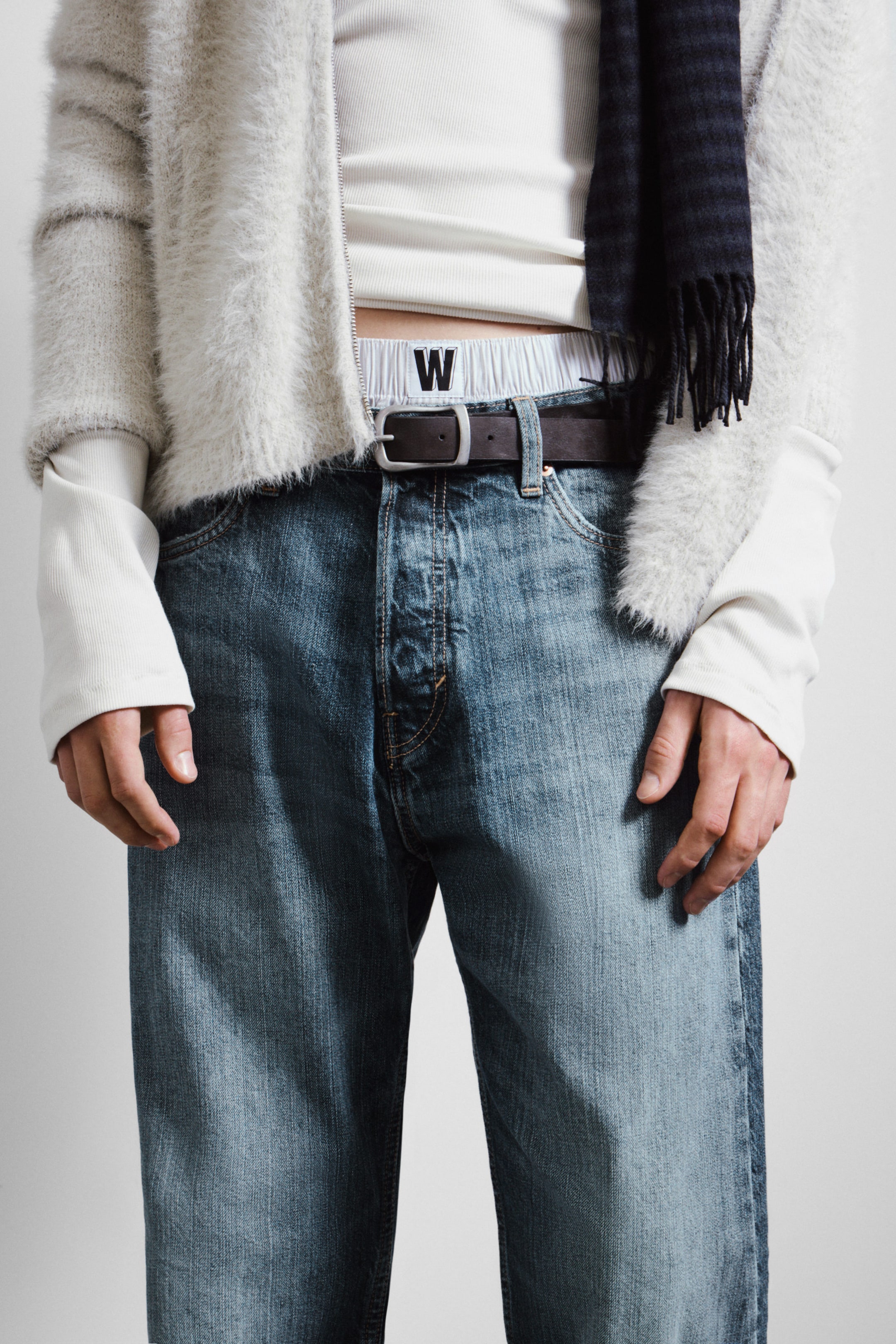 Radio Blue - Medium Blue - Space Mid Rise Relaxed Straight Leg Jeans - 2