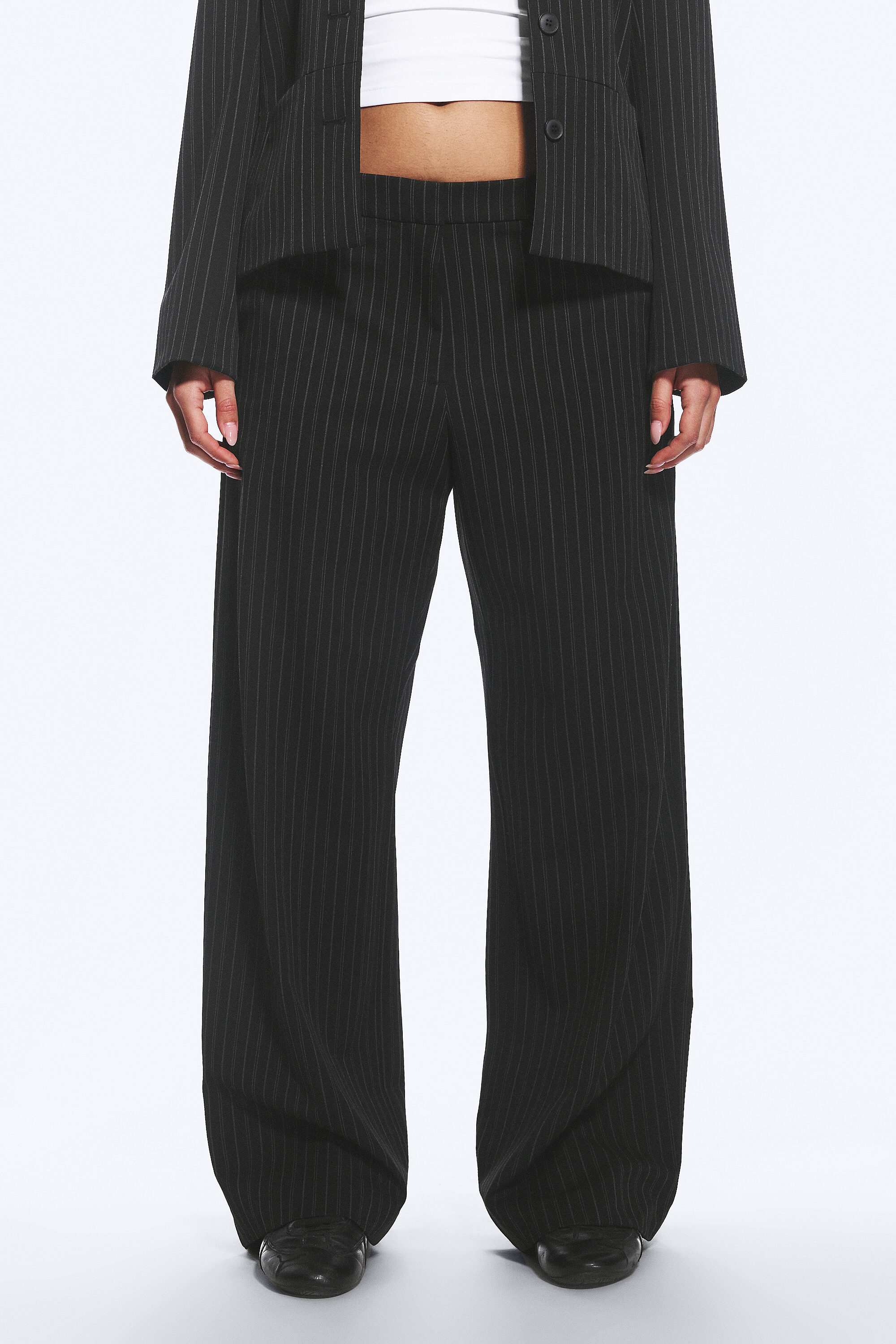 low waist wide suiting trousers - Black | Weekday EU