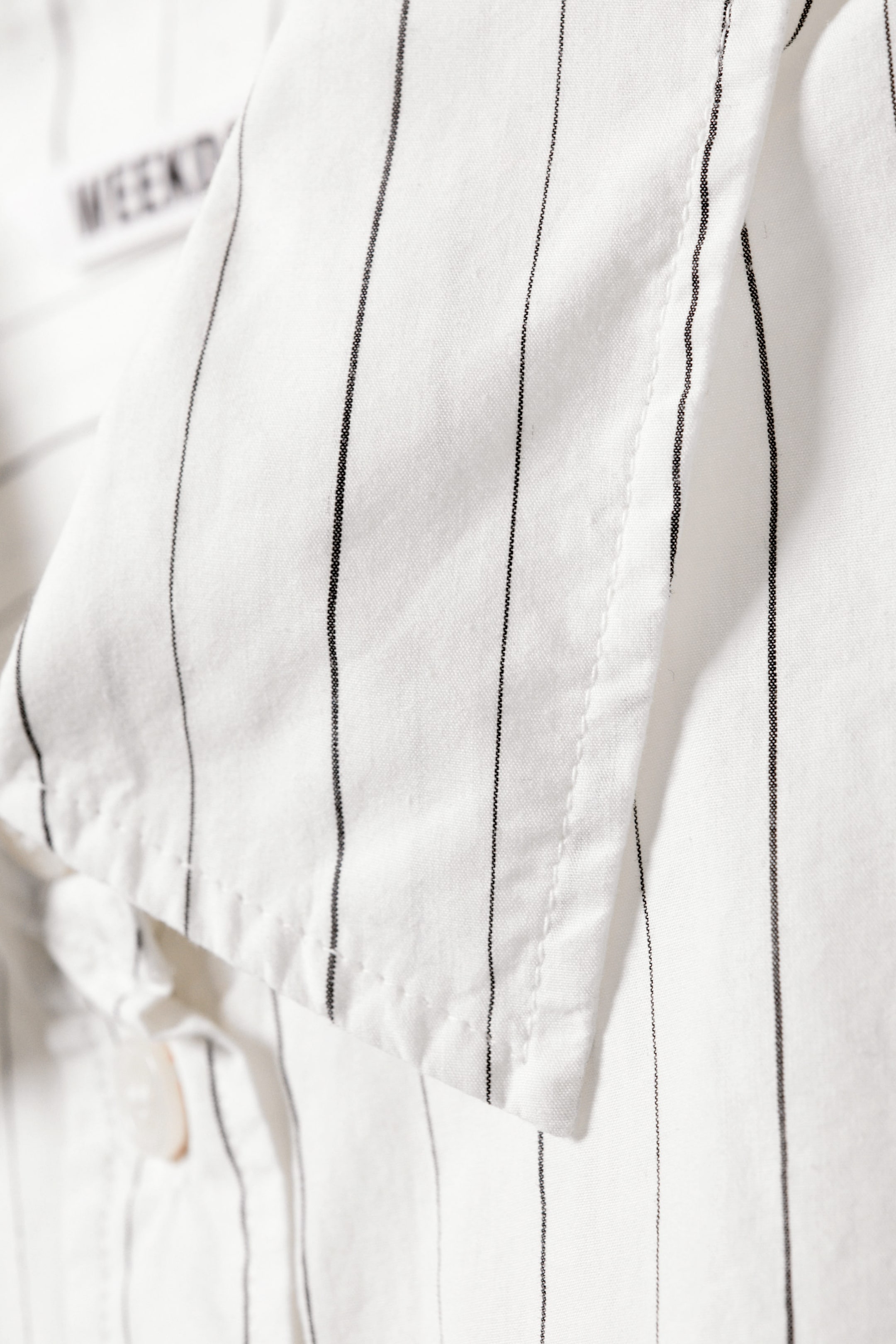 White - Gathered Waist Cotton Poplin Shirt - 1
