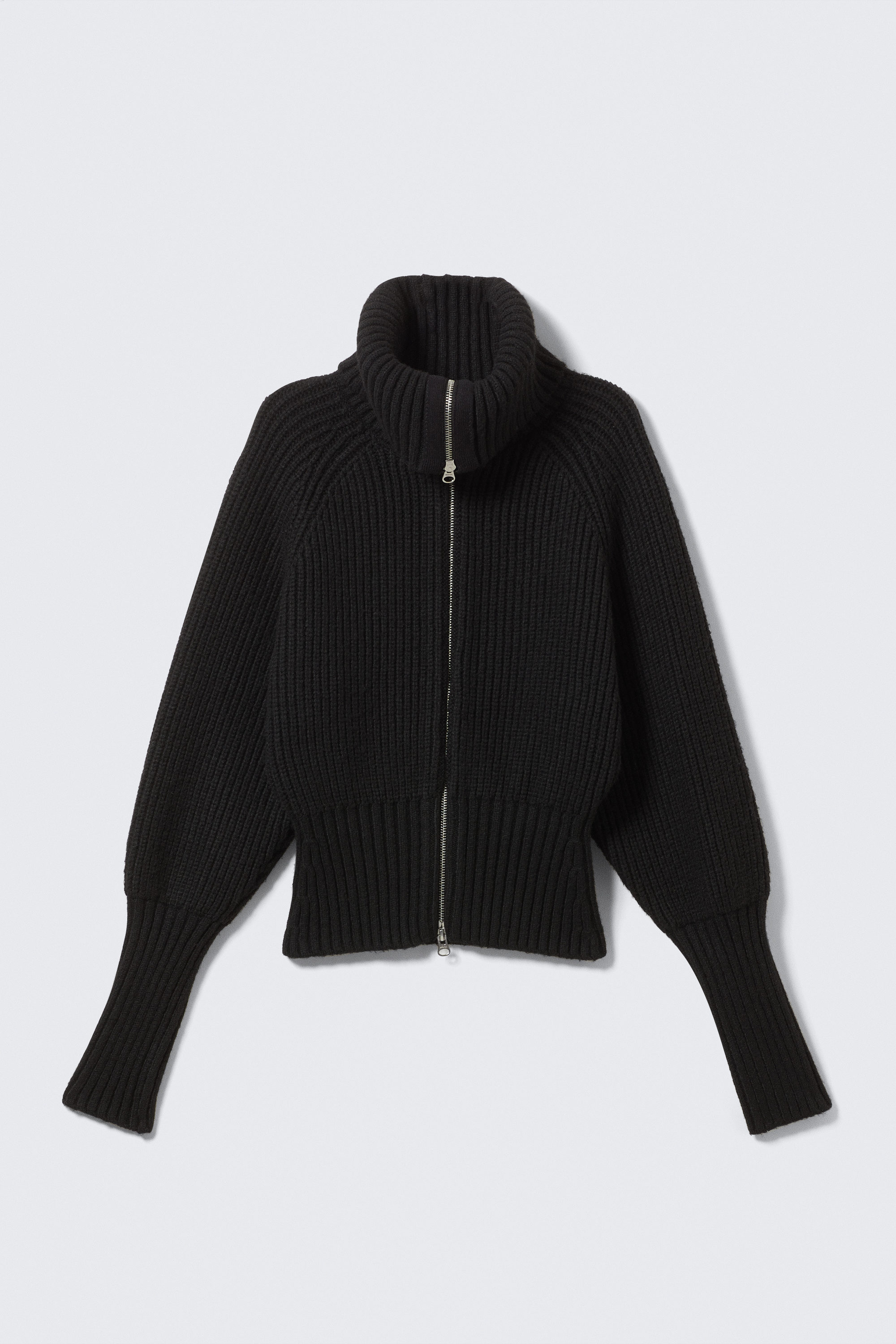 Schwarz - Gerippter Zip-Cardigan in schmaler Passform - 1