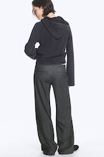 Schwarz gestreift - Pull-on-Anzughose mit niedrigem Bund - 3