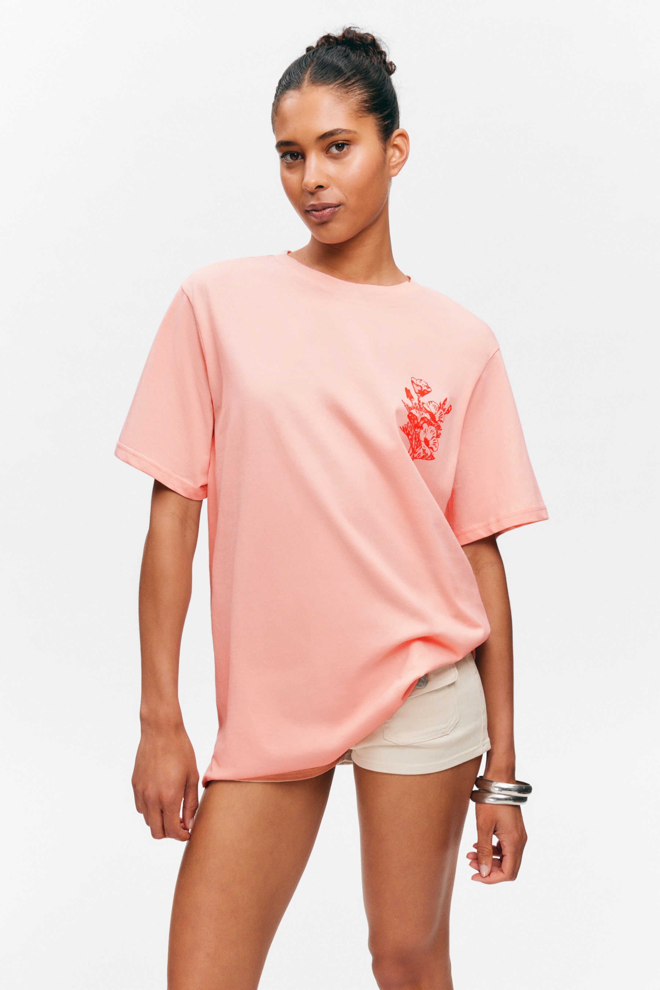 Größeres Bild ansehen: Oversized-T-Shirt aus Baumwolle mit Grafik - Hellrosa – Blumenprint - Ladies | H&M DE 2